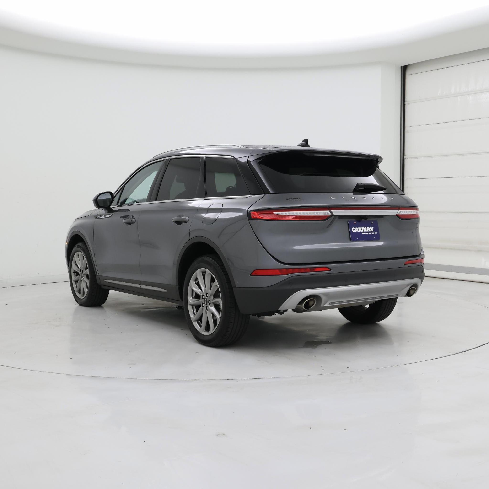 Thumbnail: 2022 Lincoln Corsair - 2