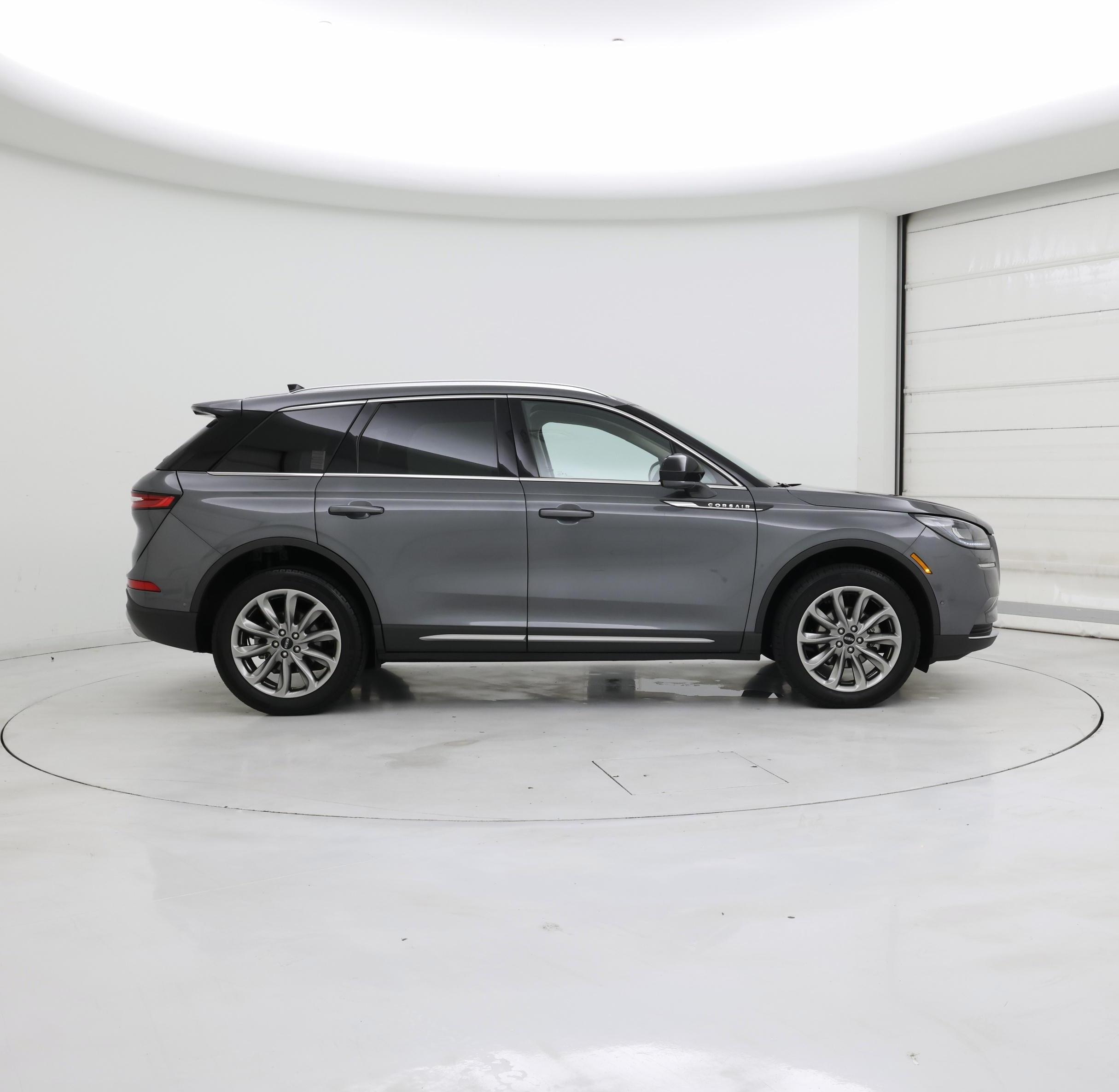 Thumbnail: 2022 Lincoln Corsair - 7