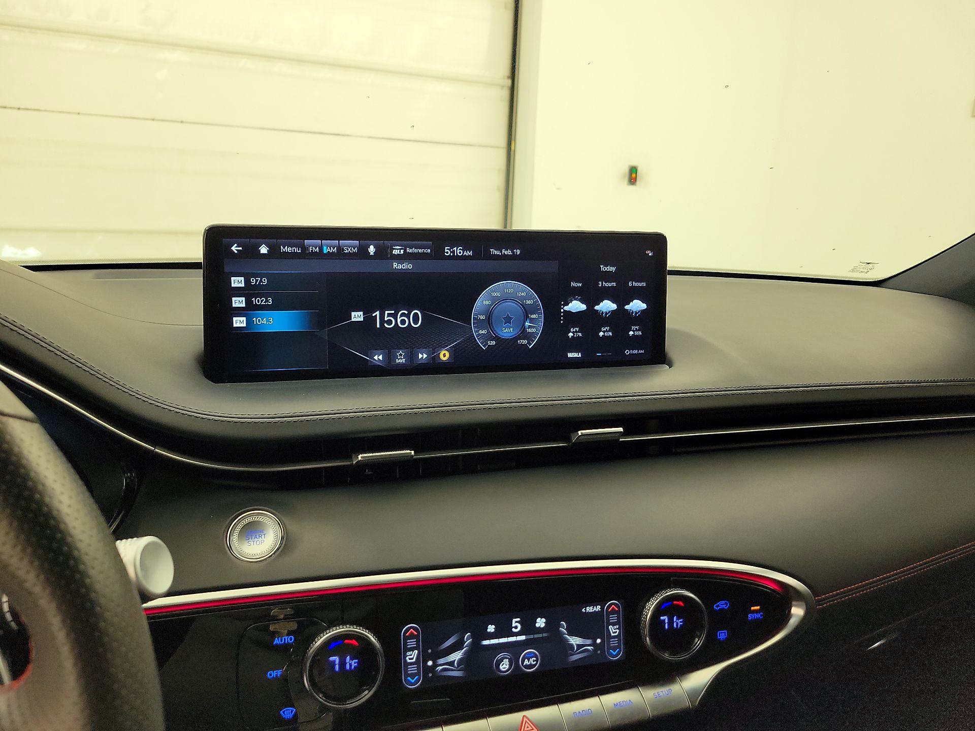 Thumbnail: 2023 Genesis GV70 - 16