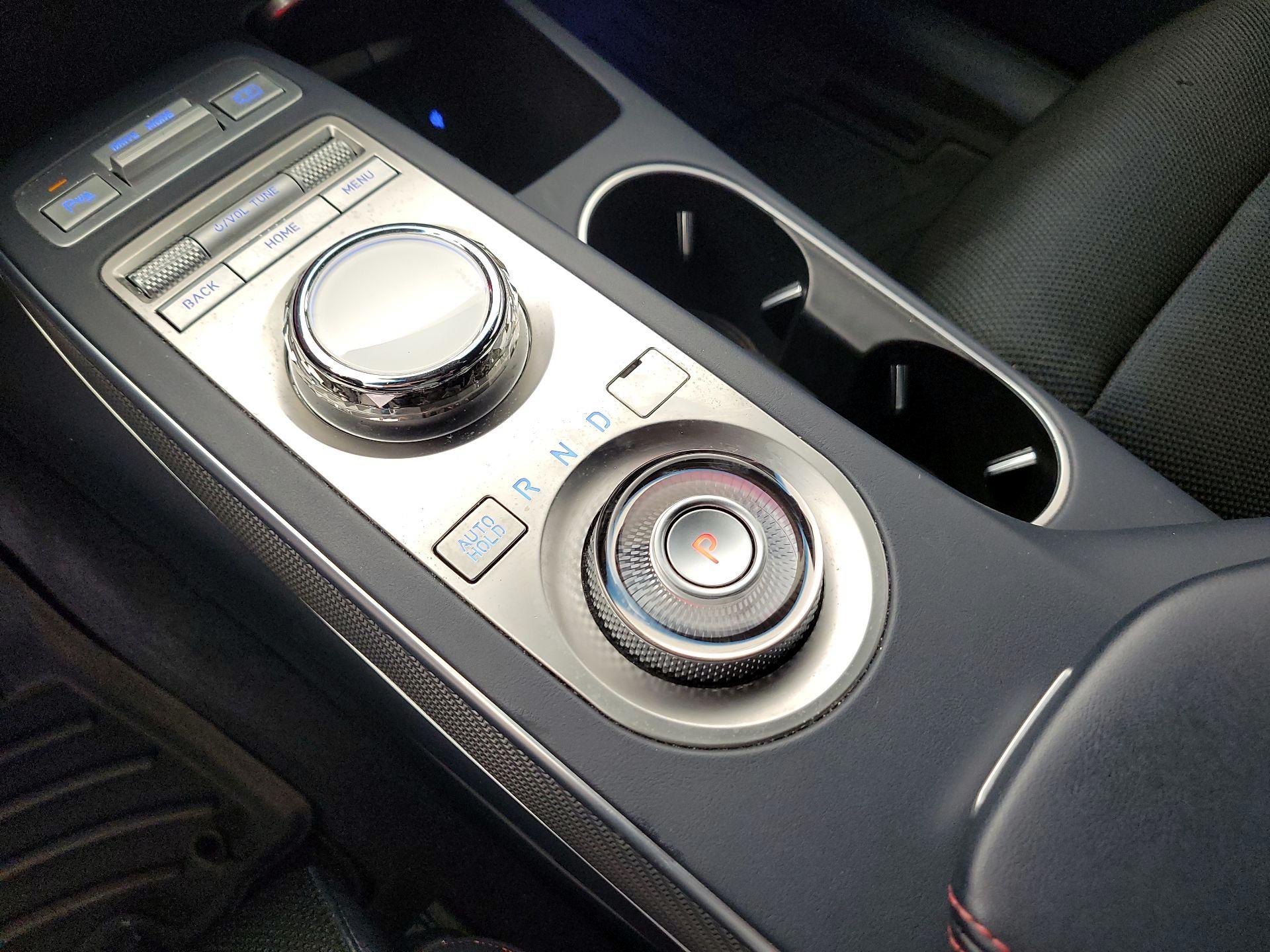 Thumbnail: 2023 Genesis GV70 - 18