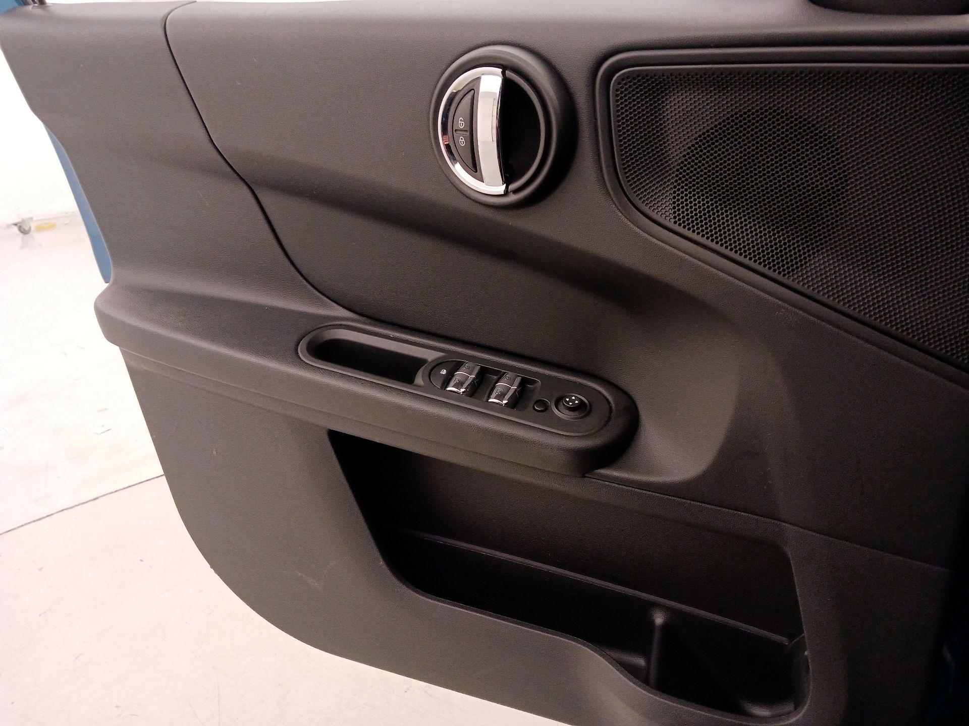 Thumbnail: 2021 MINI Cooper Countryman - 12