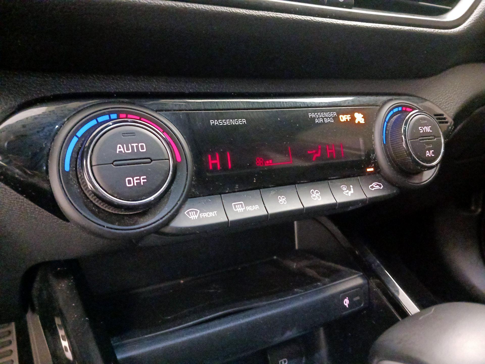 Thumbnail: 2023 Kia Forte - 17