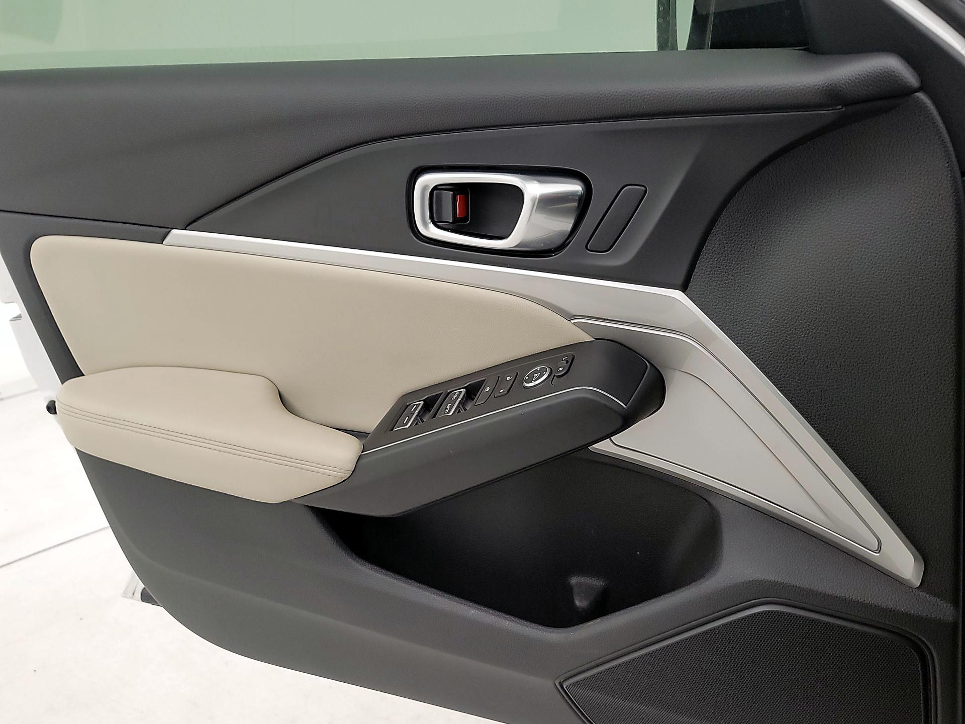 Thumbnail: 2023 Acura Integra - 12