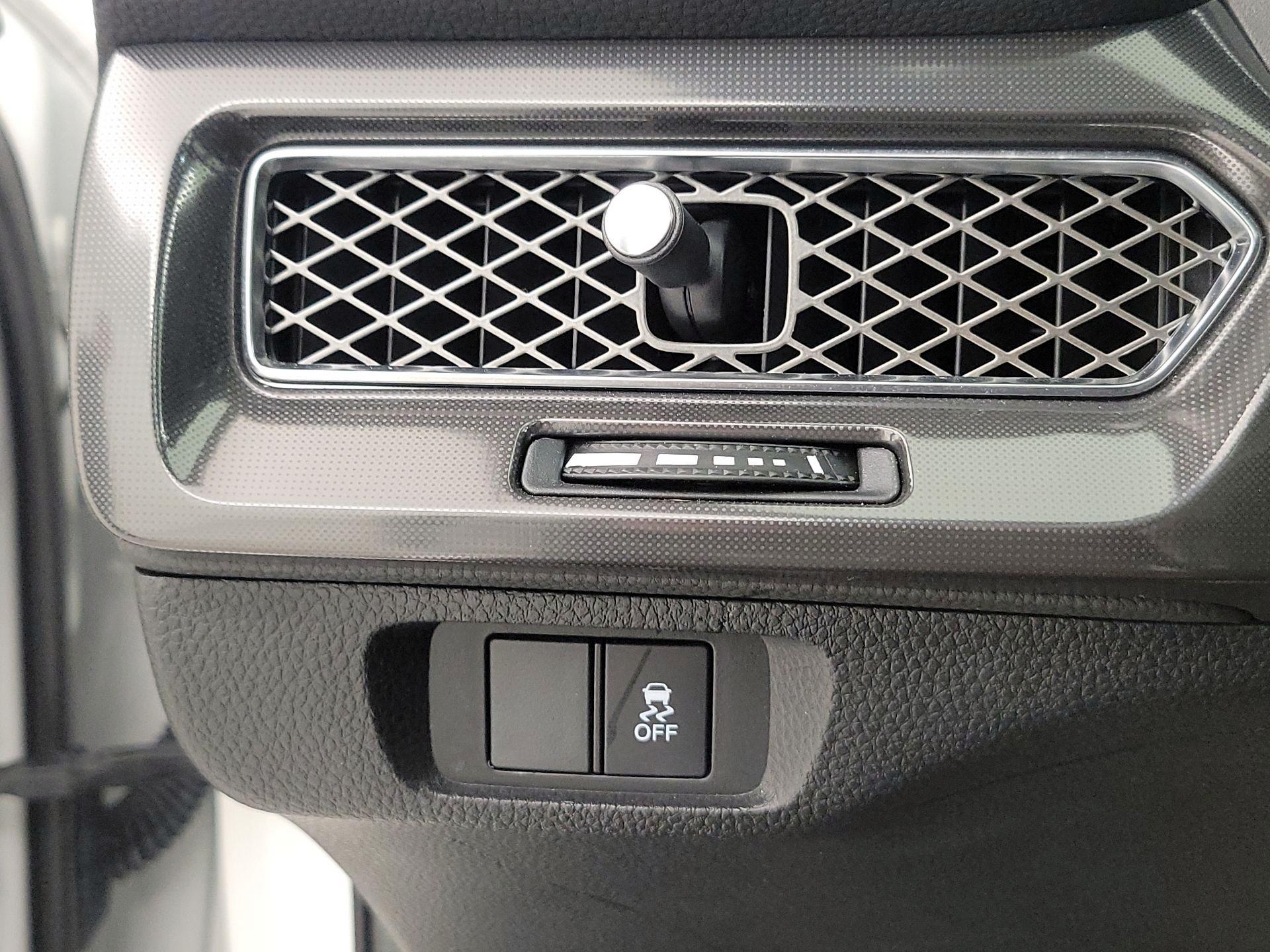 Thumbnail: 2023 Acura Integra - 13