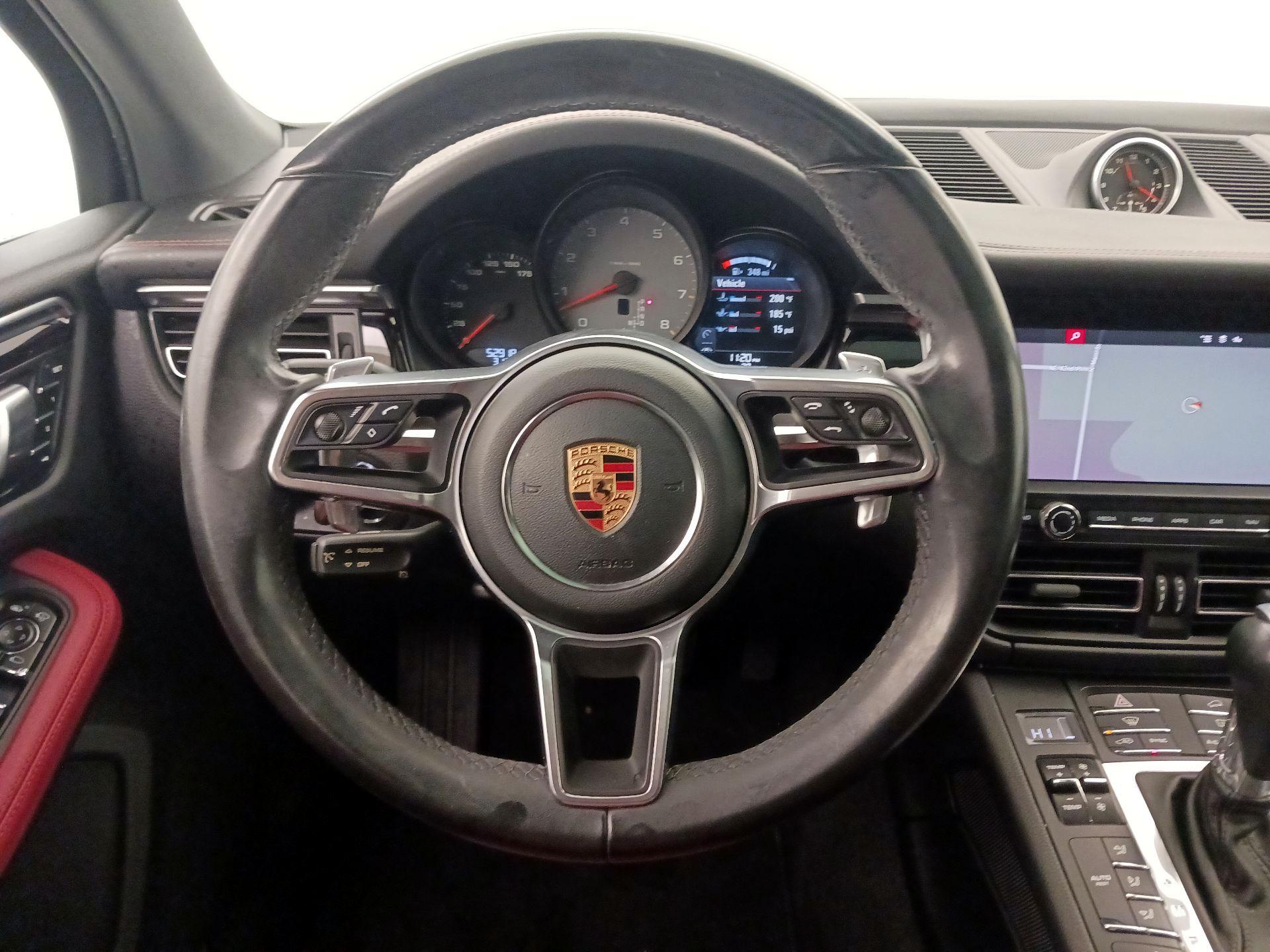 Thumbnail: 2020 Porsche Macan - 10