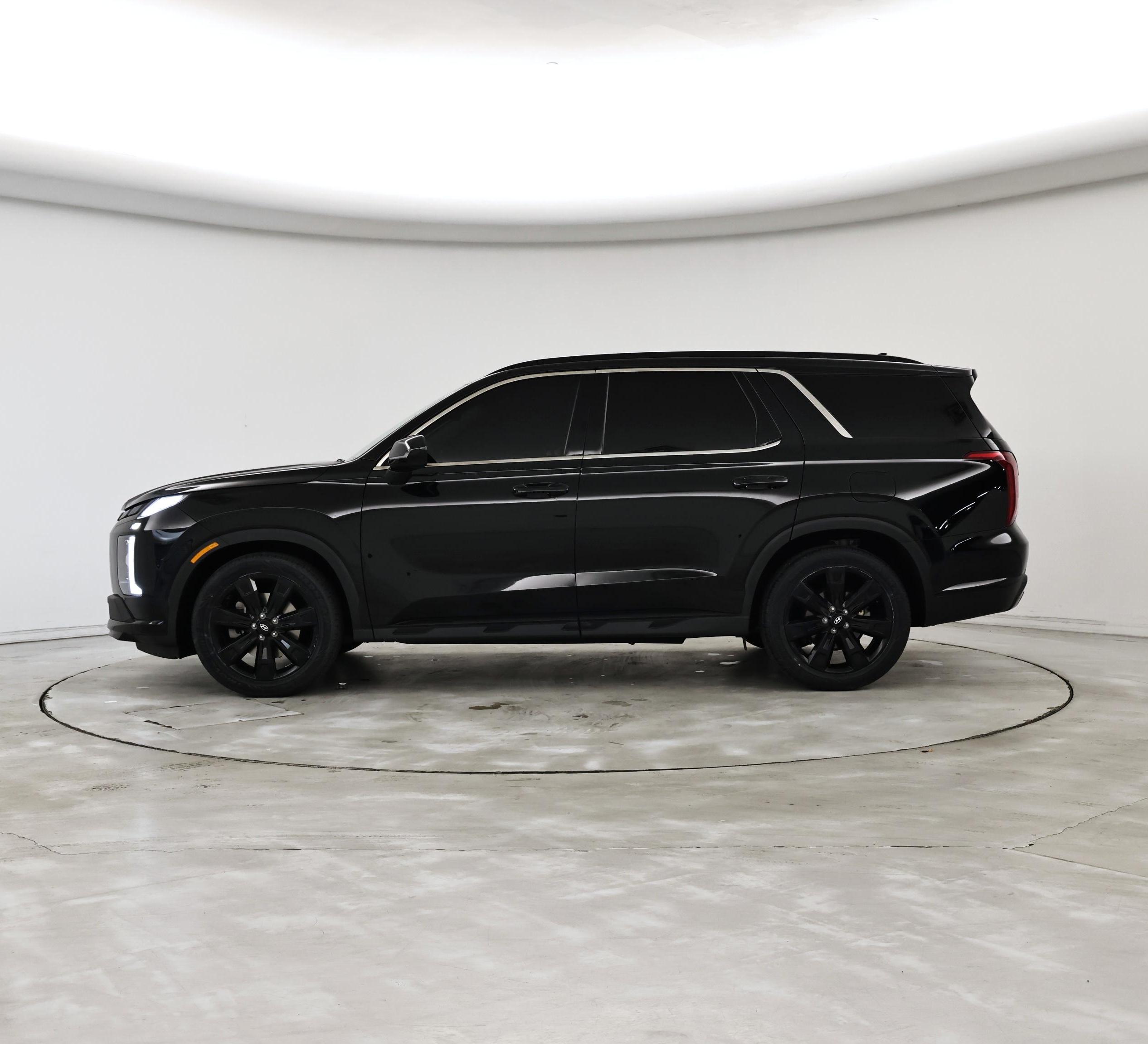 Thumbnail: 2023 Hyundai Palisade - 3