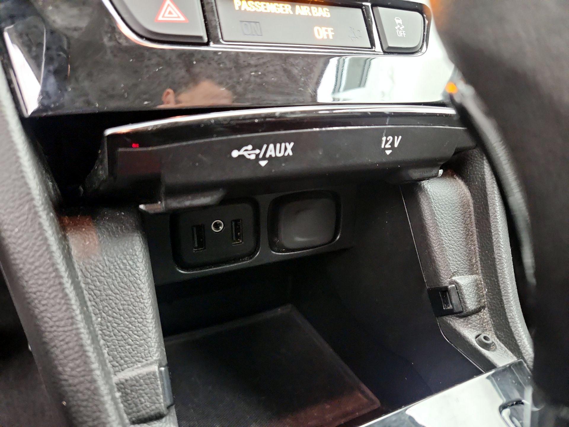 Thumbnail: 2022 Buick Encore - 18