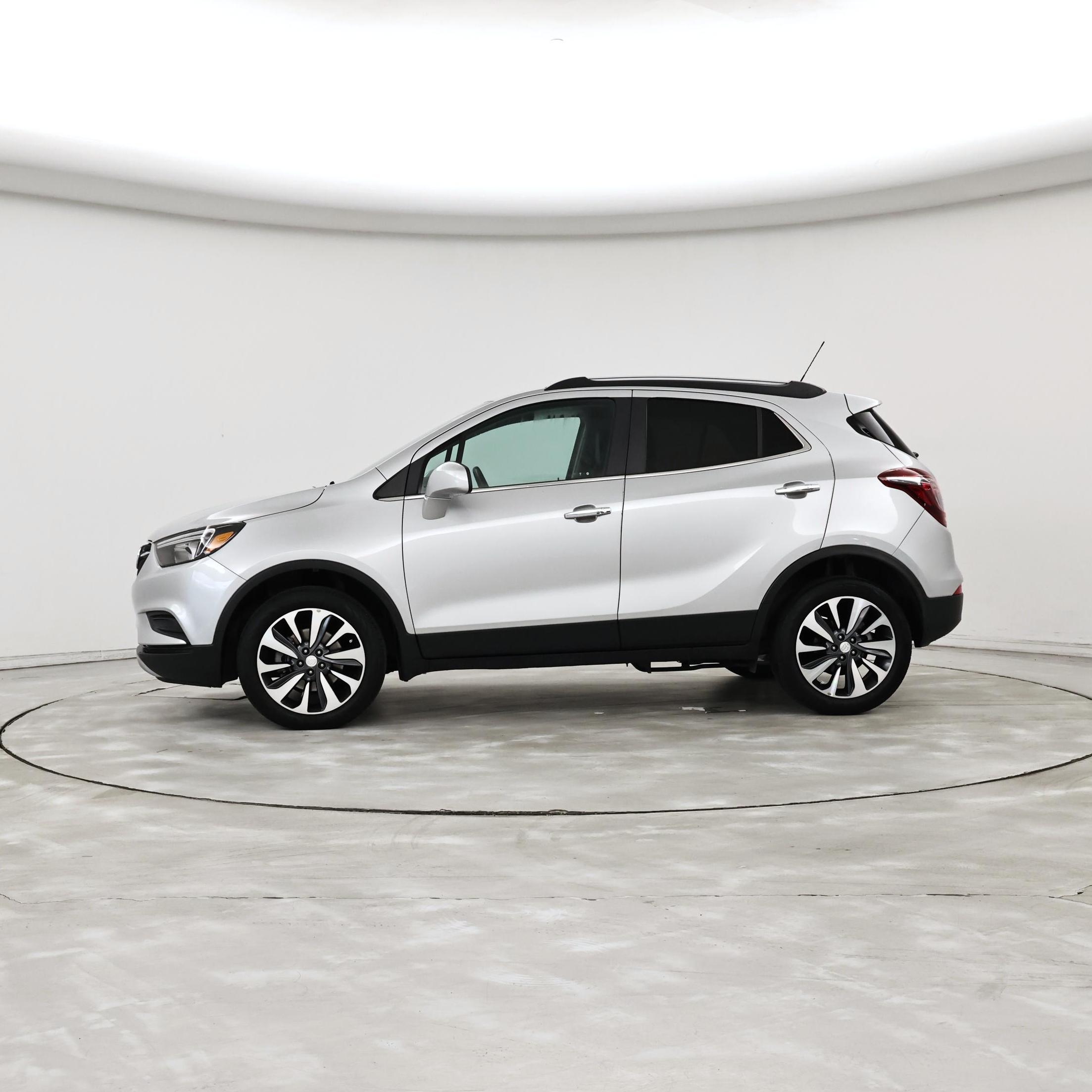 Thumbnail: 2022 Buick Encore - 3