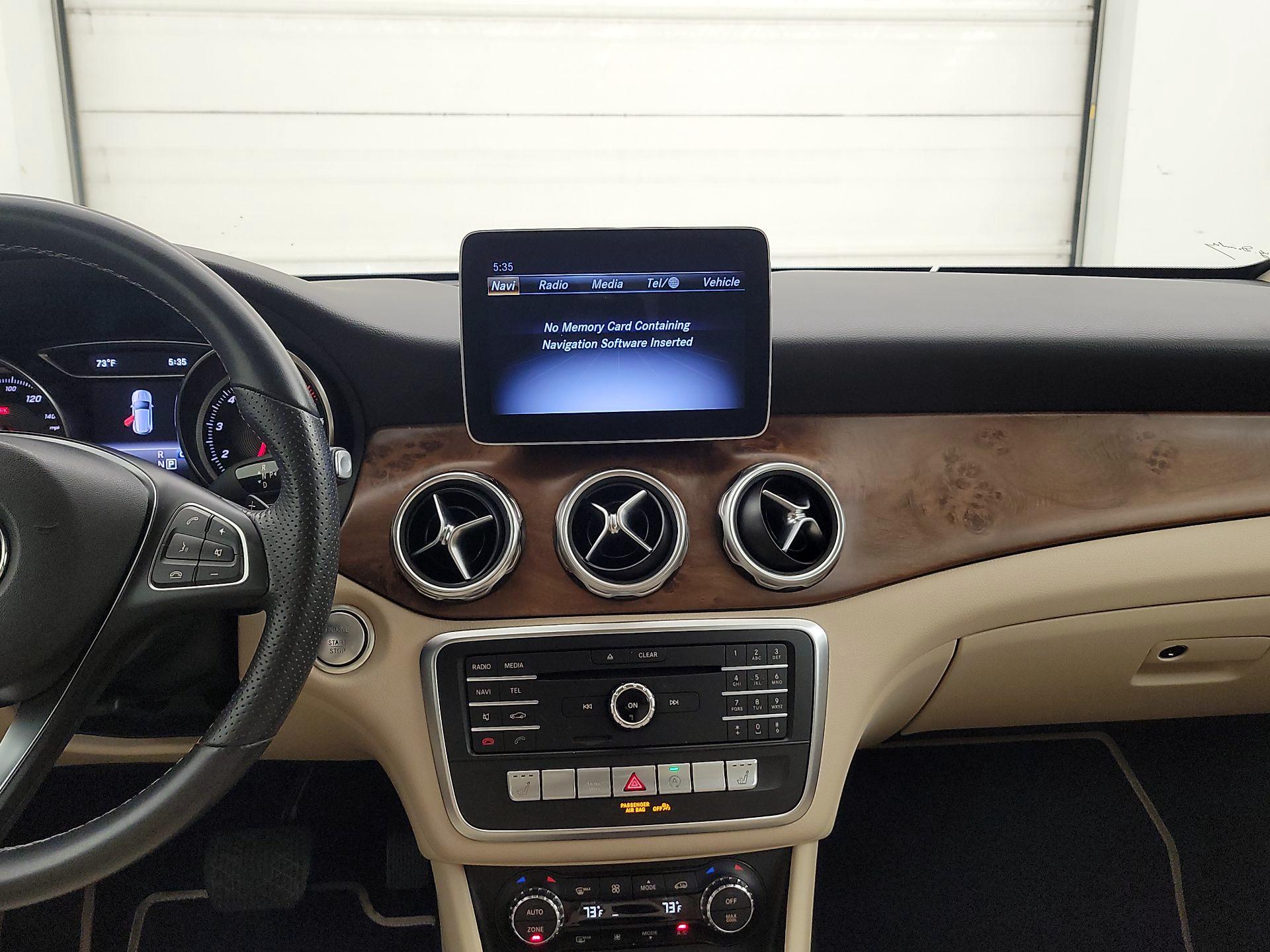 Thumbnail: 2020 Mercedes-Benz GLA - 9