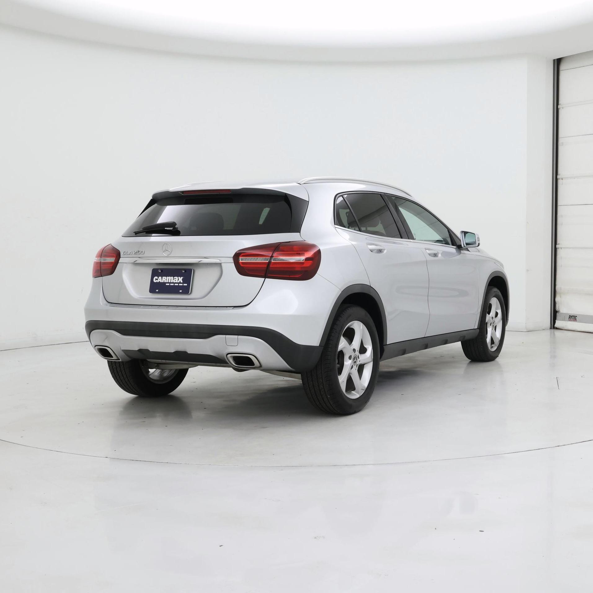 Thumbnail: 2020 Mercedes-Benz GLA - 8