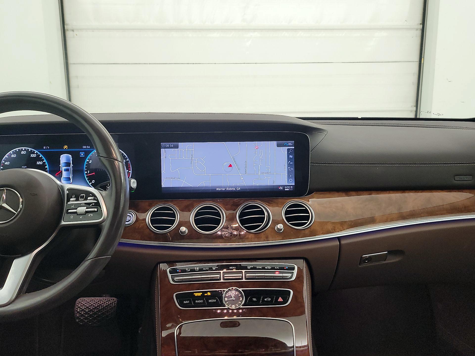 Thumbnail: 2020 Mercedes-Benz E-Class - 9