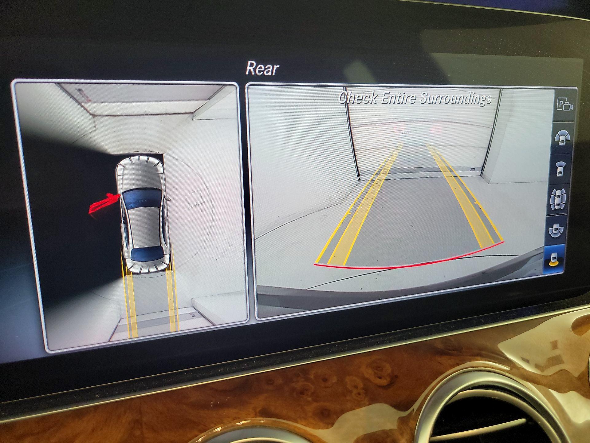 Thumbnail: 2020 Mercedes-Benz E-Class - 15