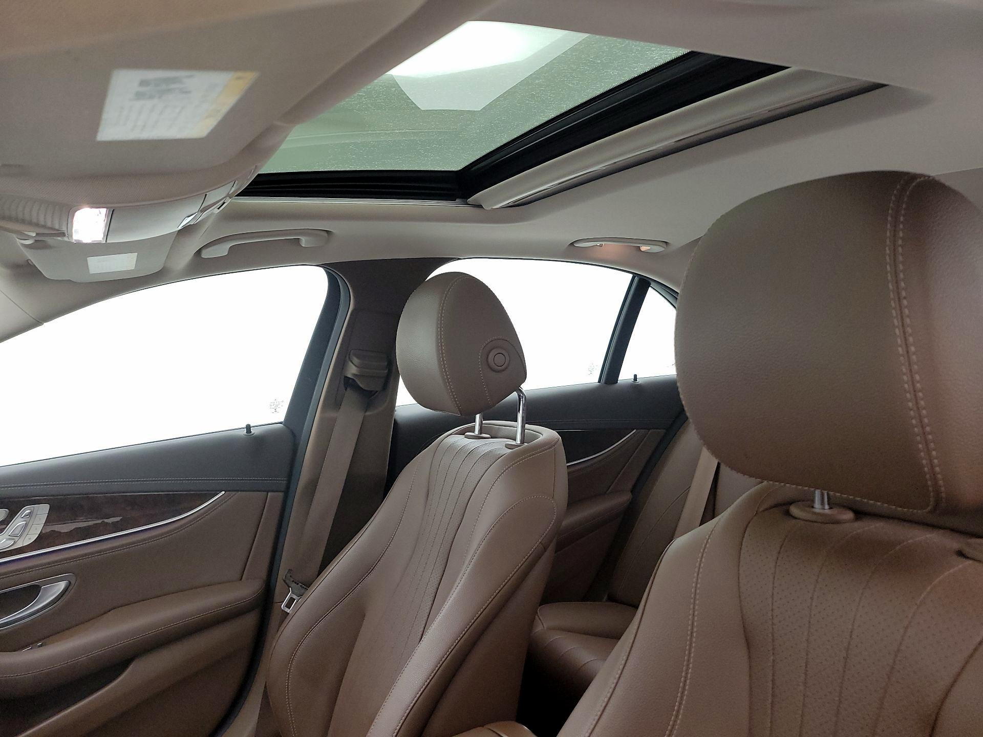 Thumbnail: 2020 Mercedes-Benz E-Class - 20