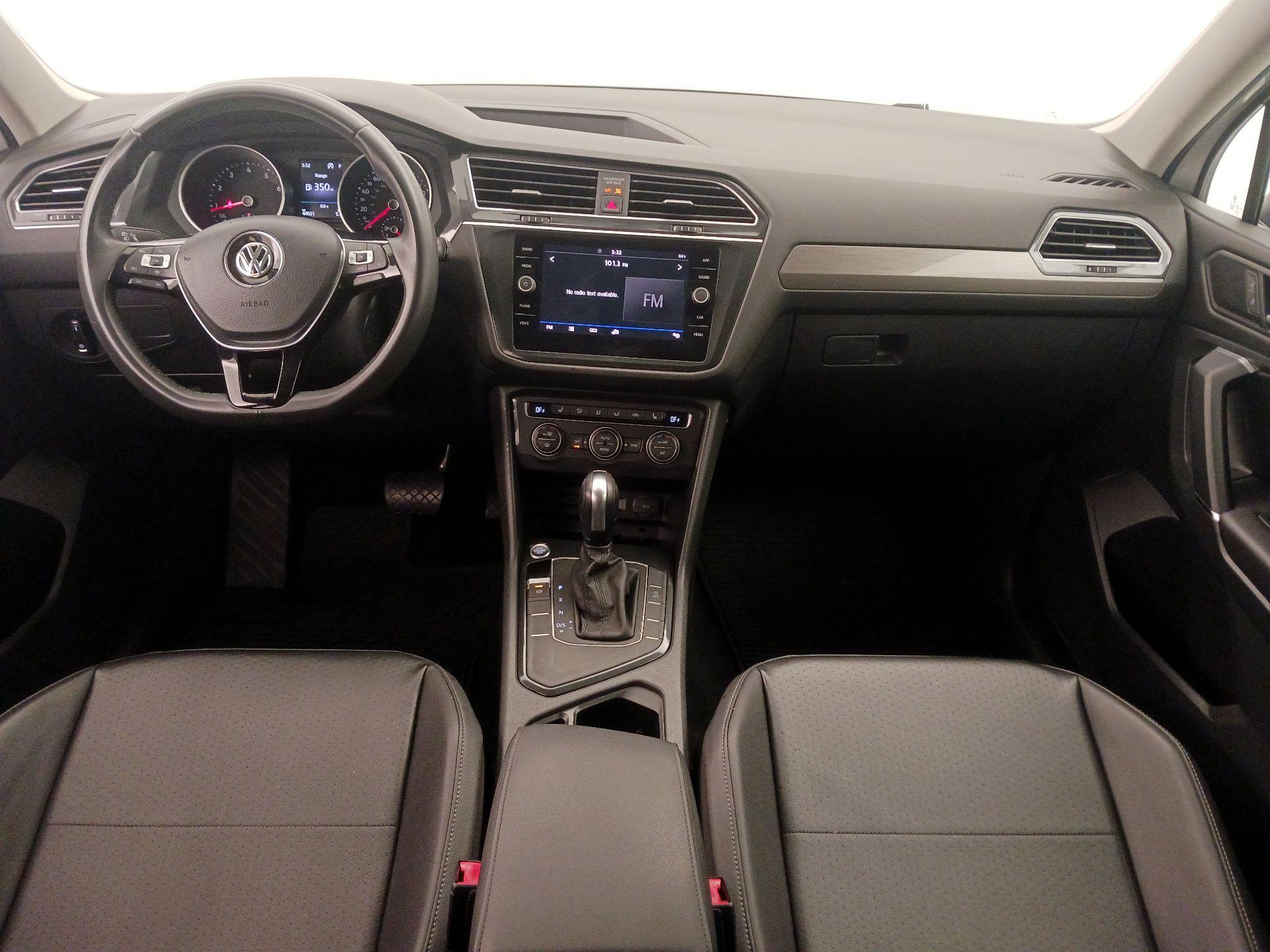 Thumbnail: 2020 Volkswagen Tiguan - 9