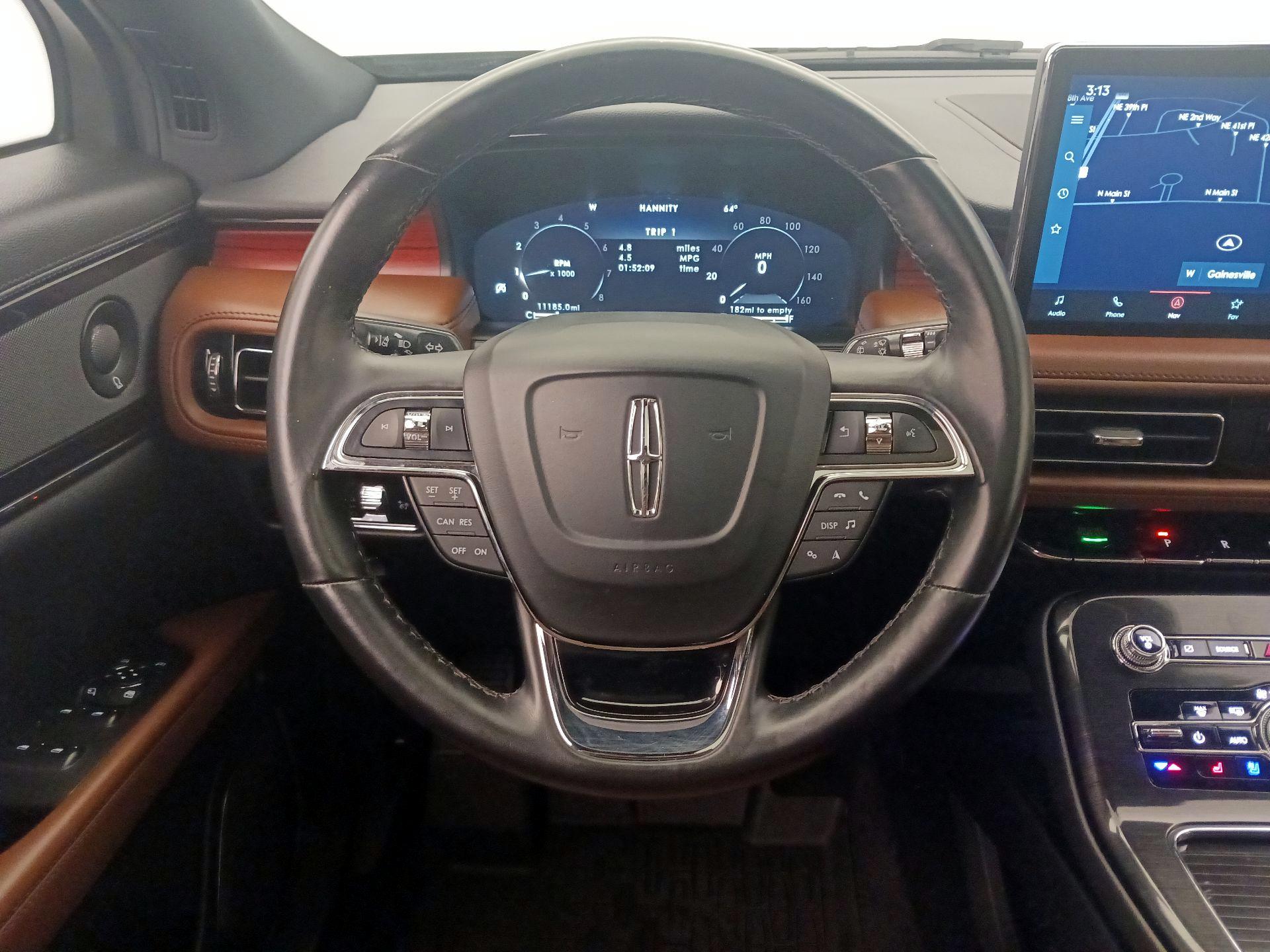 Thumbnail: 2023 Lincoln Nautilus - 10