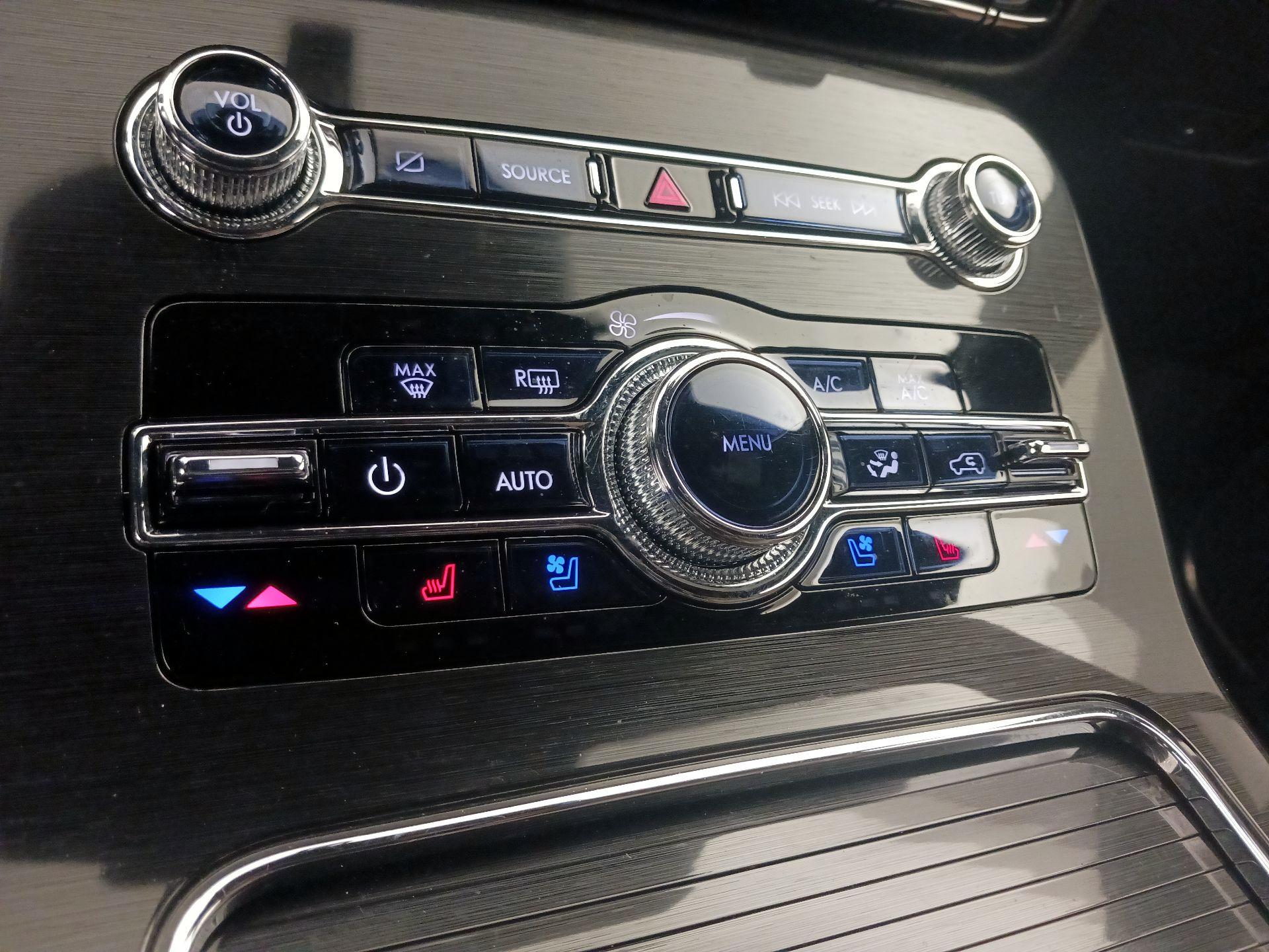 Thumbnail: 2023 Lincoln Nautilus - 17