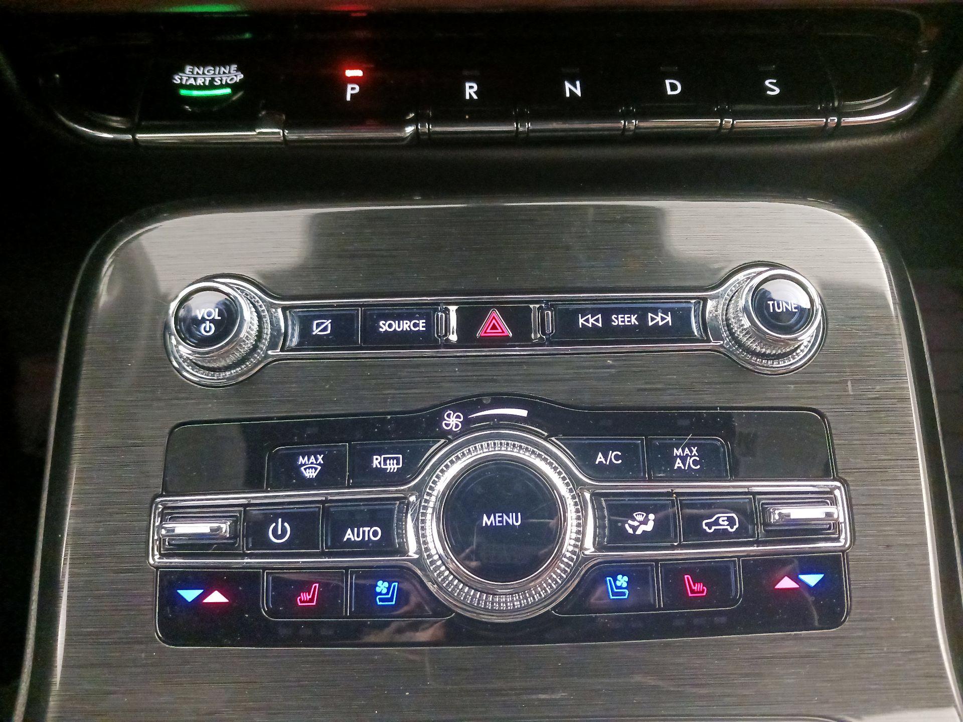 Thumbnail: 2023 Lincoln Nautilus - 18