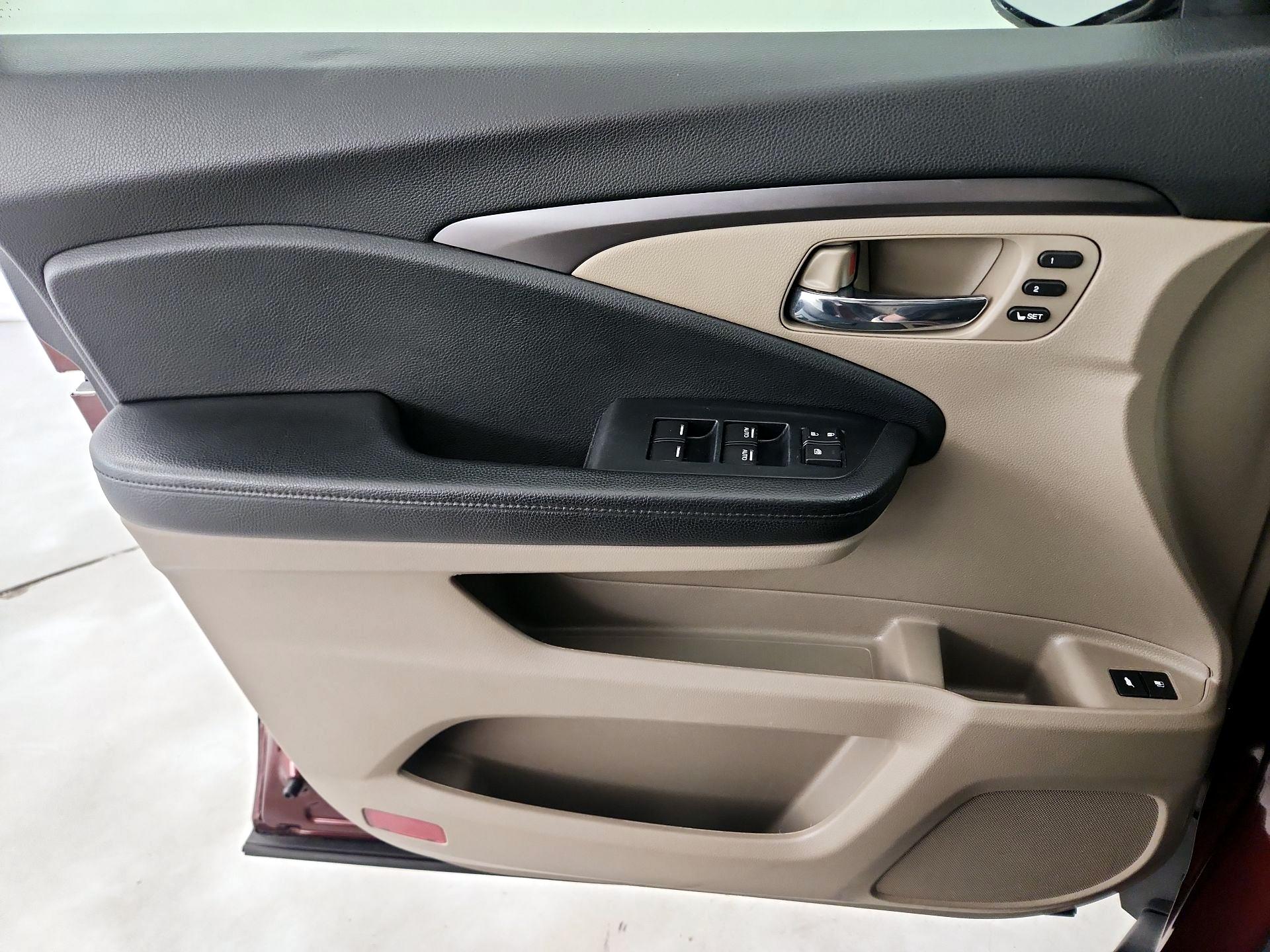 Thumbnail: 2022 Honda Pilot - 12