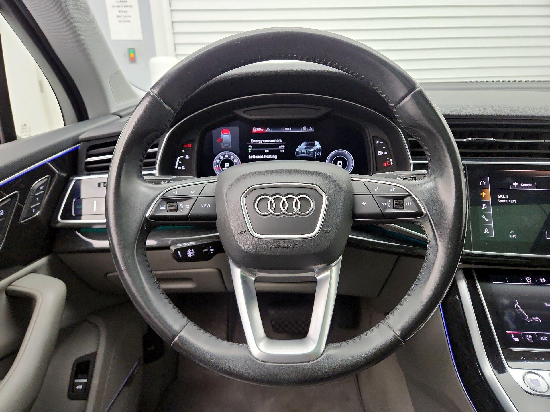 Thumbnail: 2020 Audi Q7 - 10