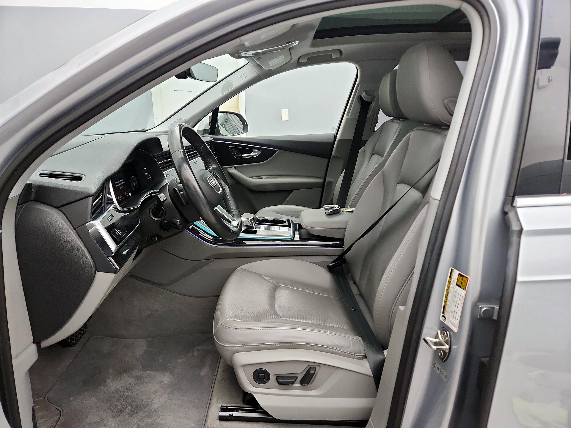 Thumbnail: 2020 Audi Q7 - 11