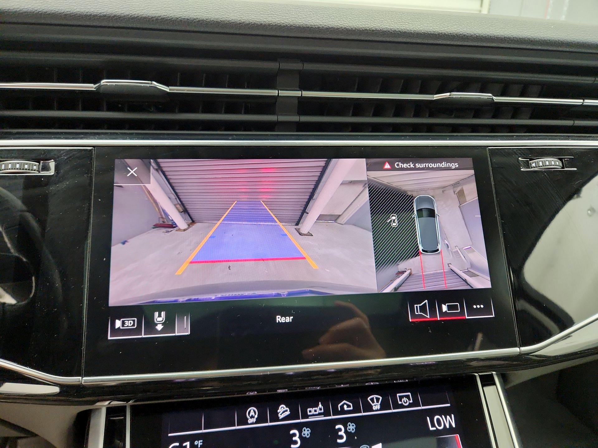 Thumbnail: 2020 Audi Q7 - 15