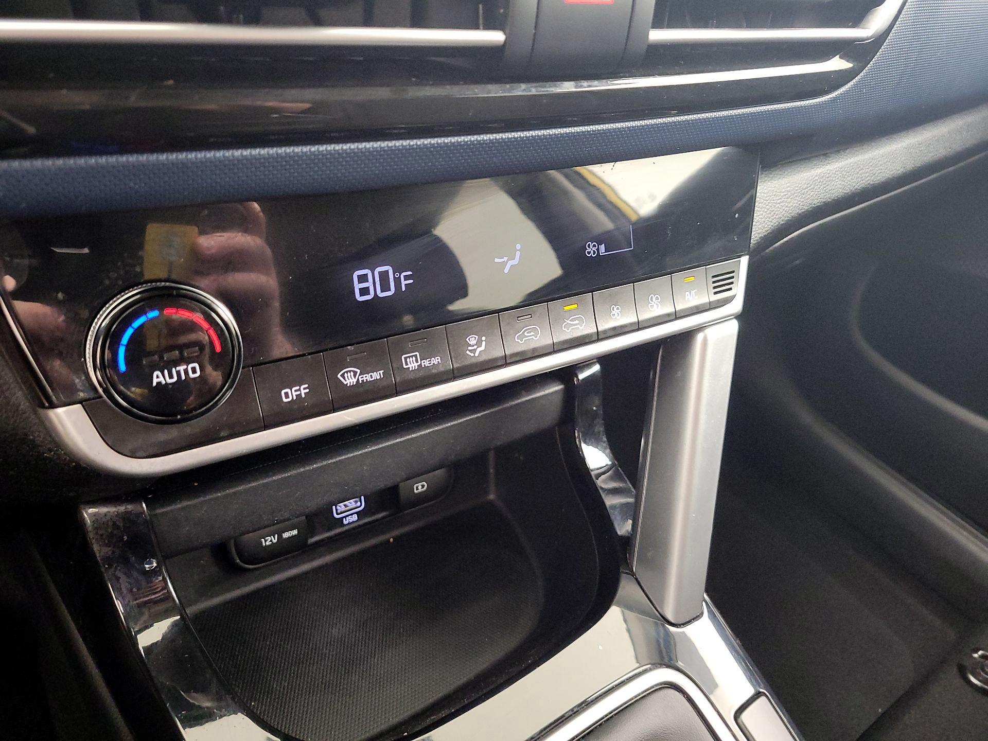 Thumbnail: 2023 Kia Seltos - 16