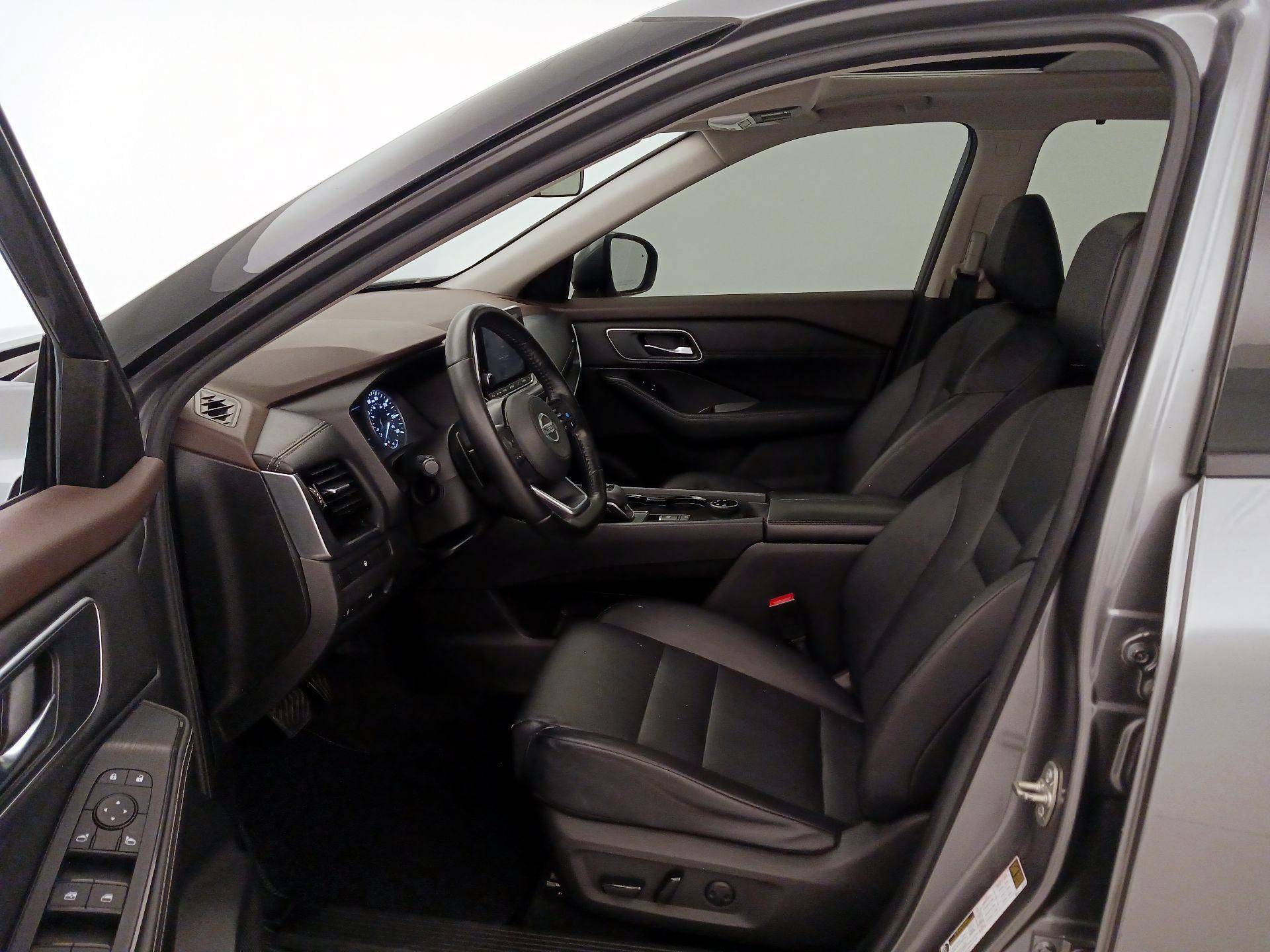 Thumbnail: 2021 Nissan Rogue - 11