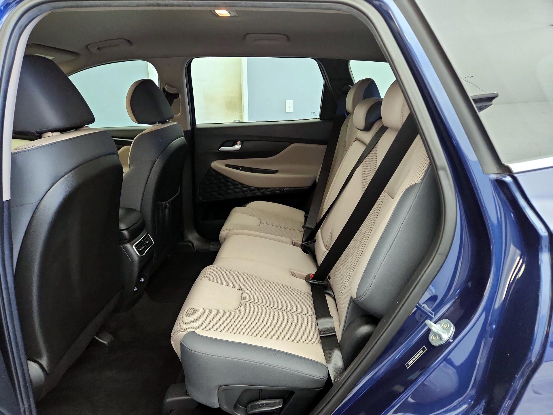 Thumbnail: 2022 Hyundai Santa Fe - 19