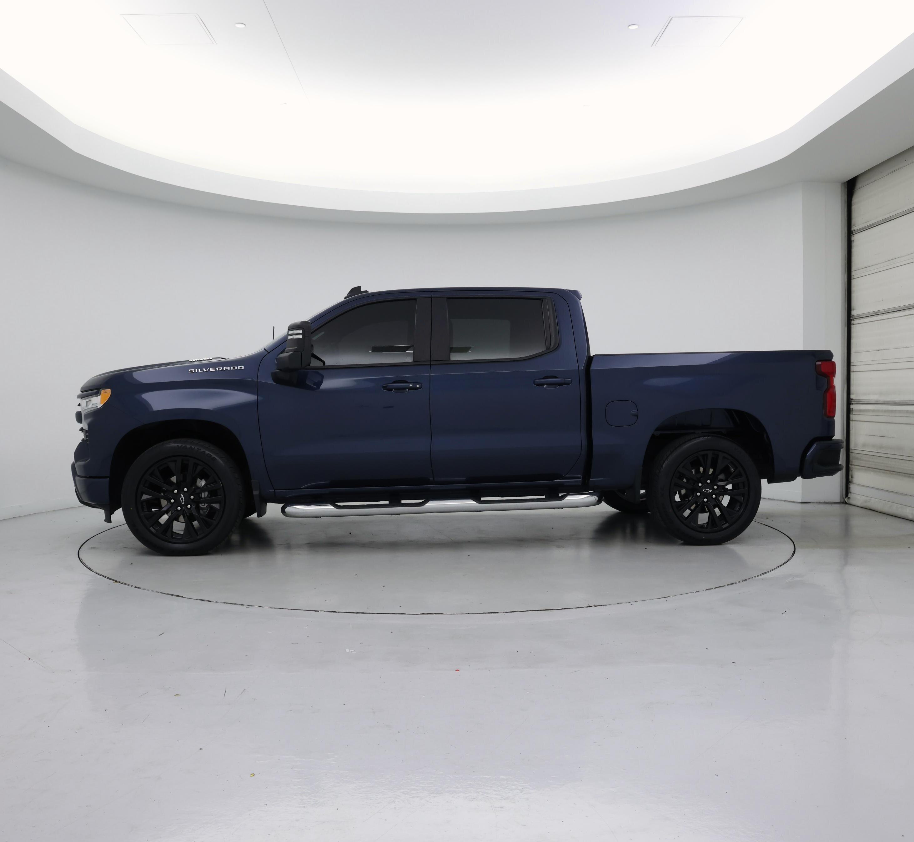 Thumbnail: 2022 Chevrolet Silverado 1500 - 3