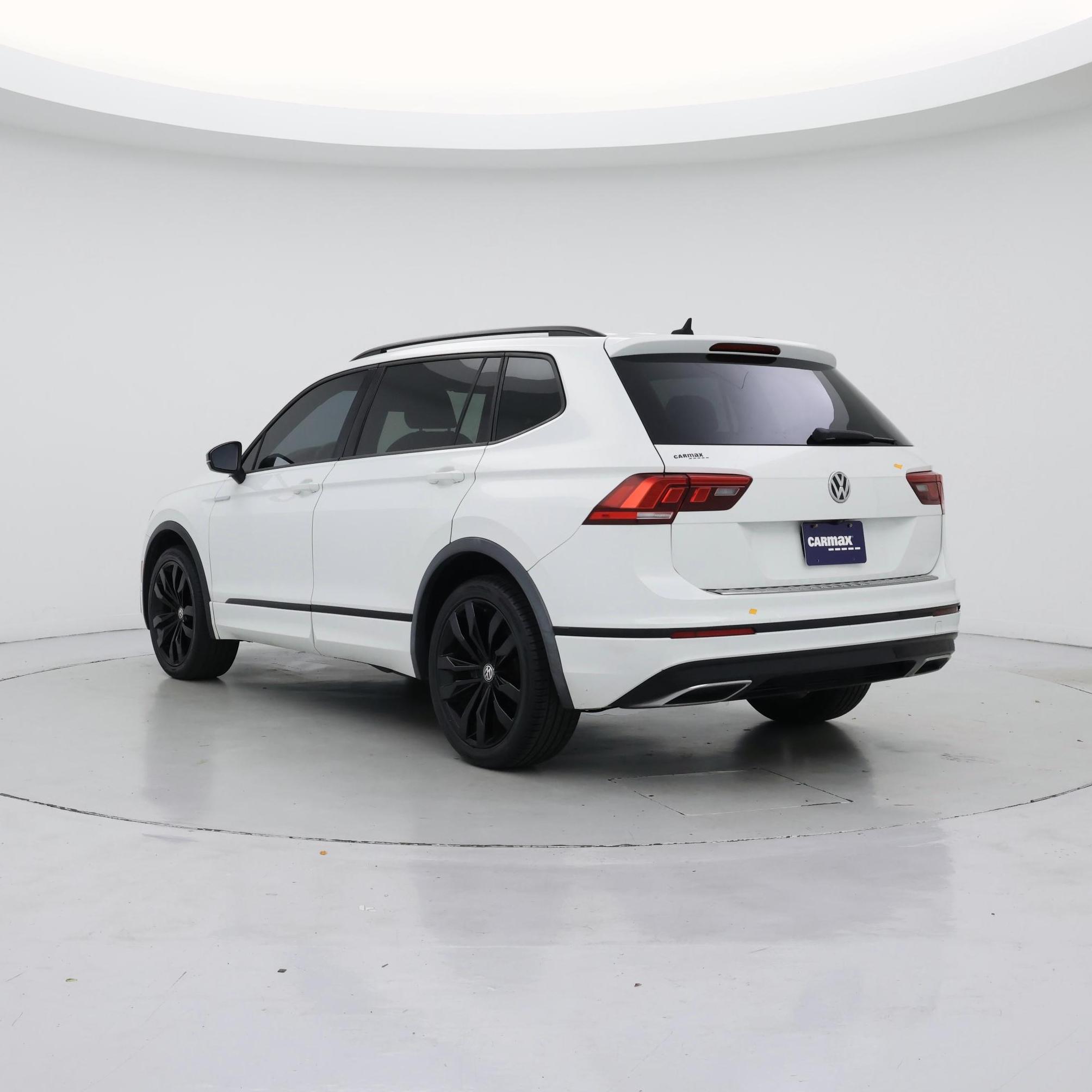 Thumbnail: 2020 Volkswagen Tiguan - 2