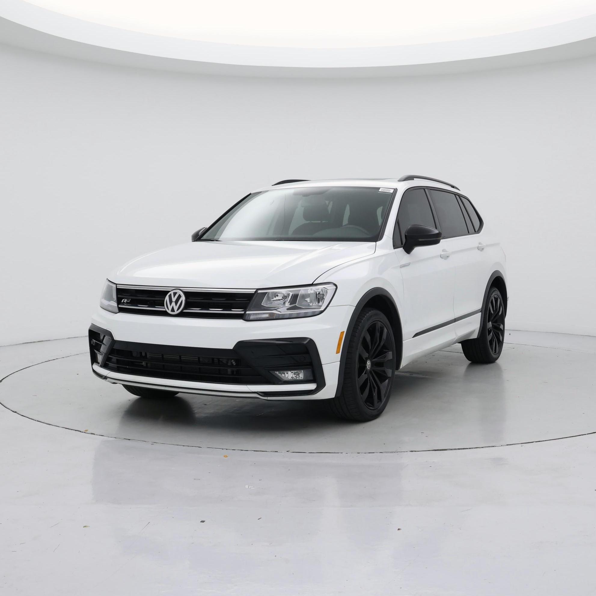Thumbnail: 2020 Volkswagen Tiguan - 4