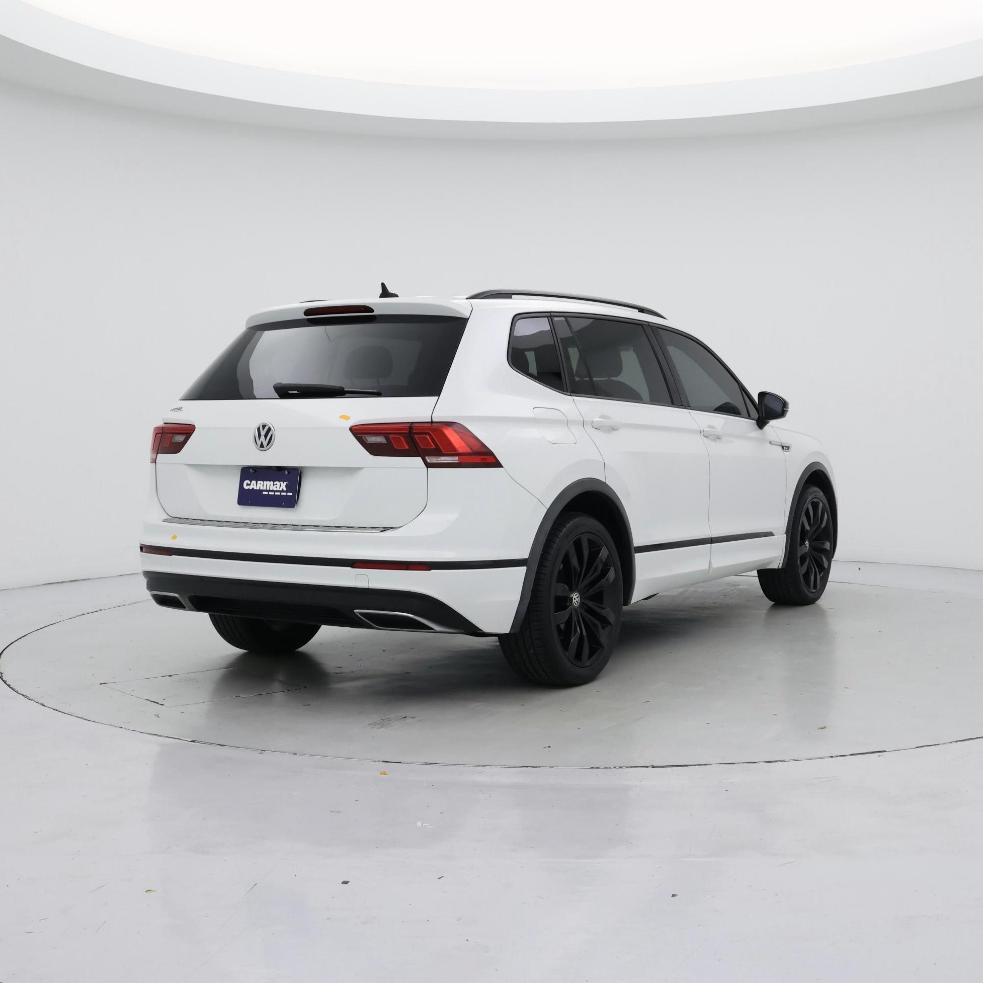 Thumbnail: 2020 Volkswagen Tiguan - 8