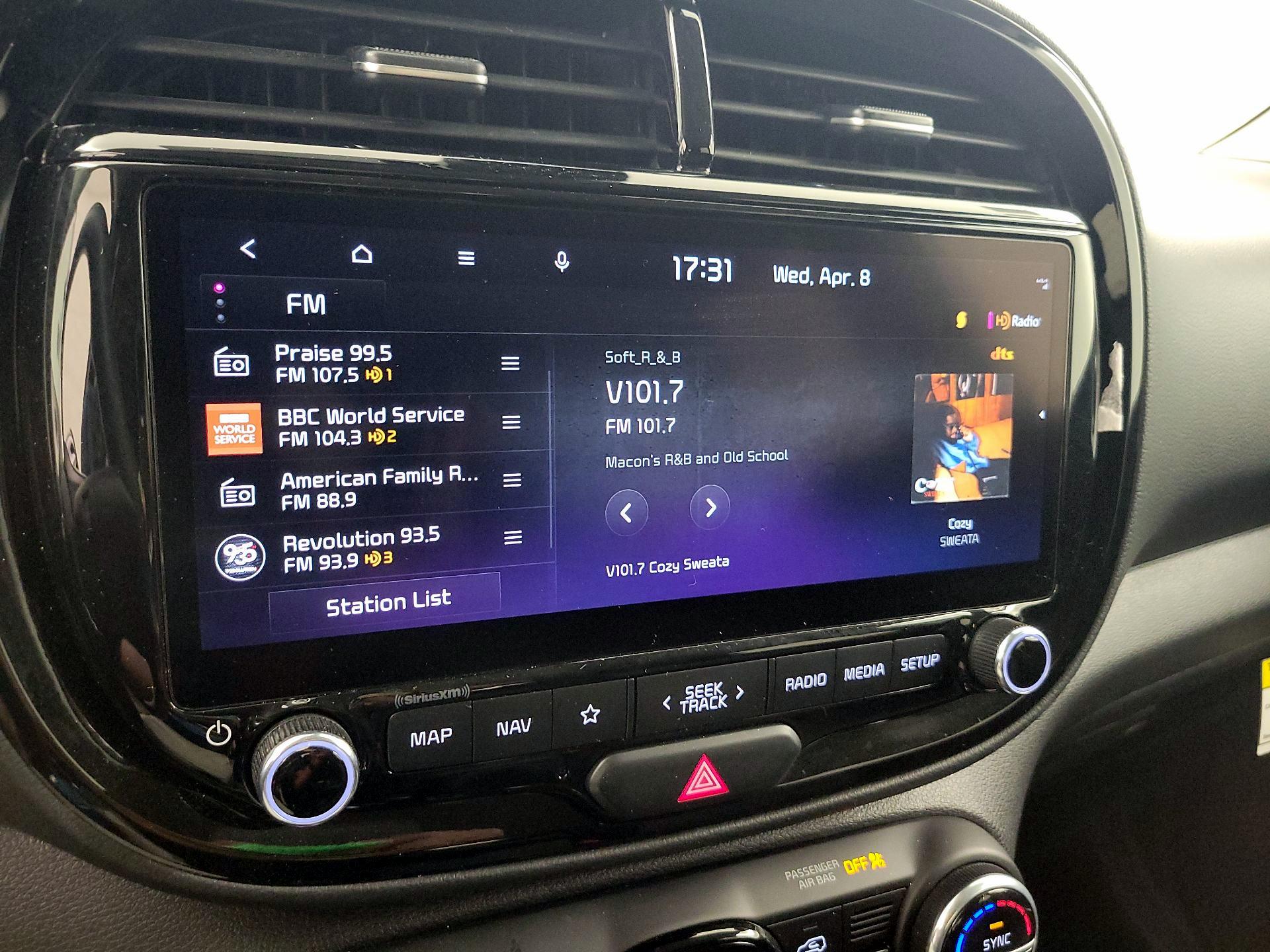 Thumbnail: 2023 Kia Soul - 16