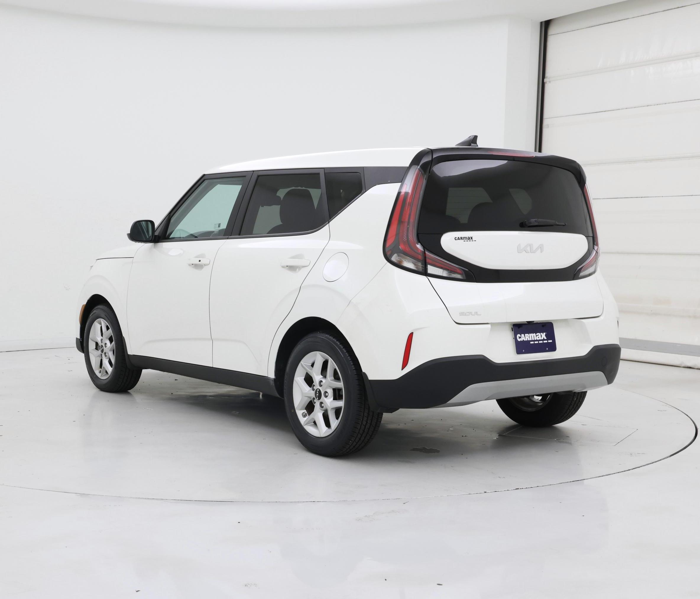 Thumbnail: 2023 Kia Soul - 2