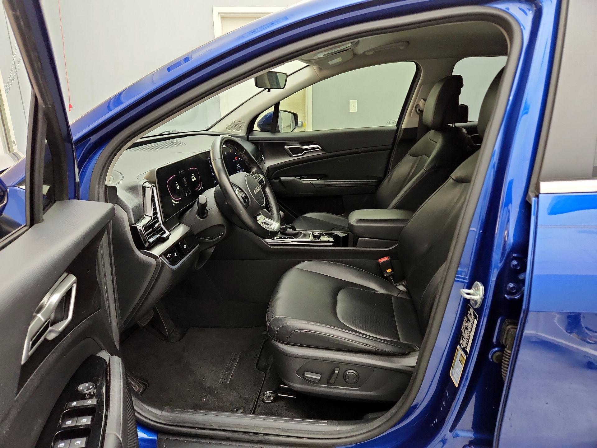 Thumbnail: 2023 Kia Sportage - 11