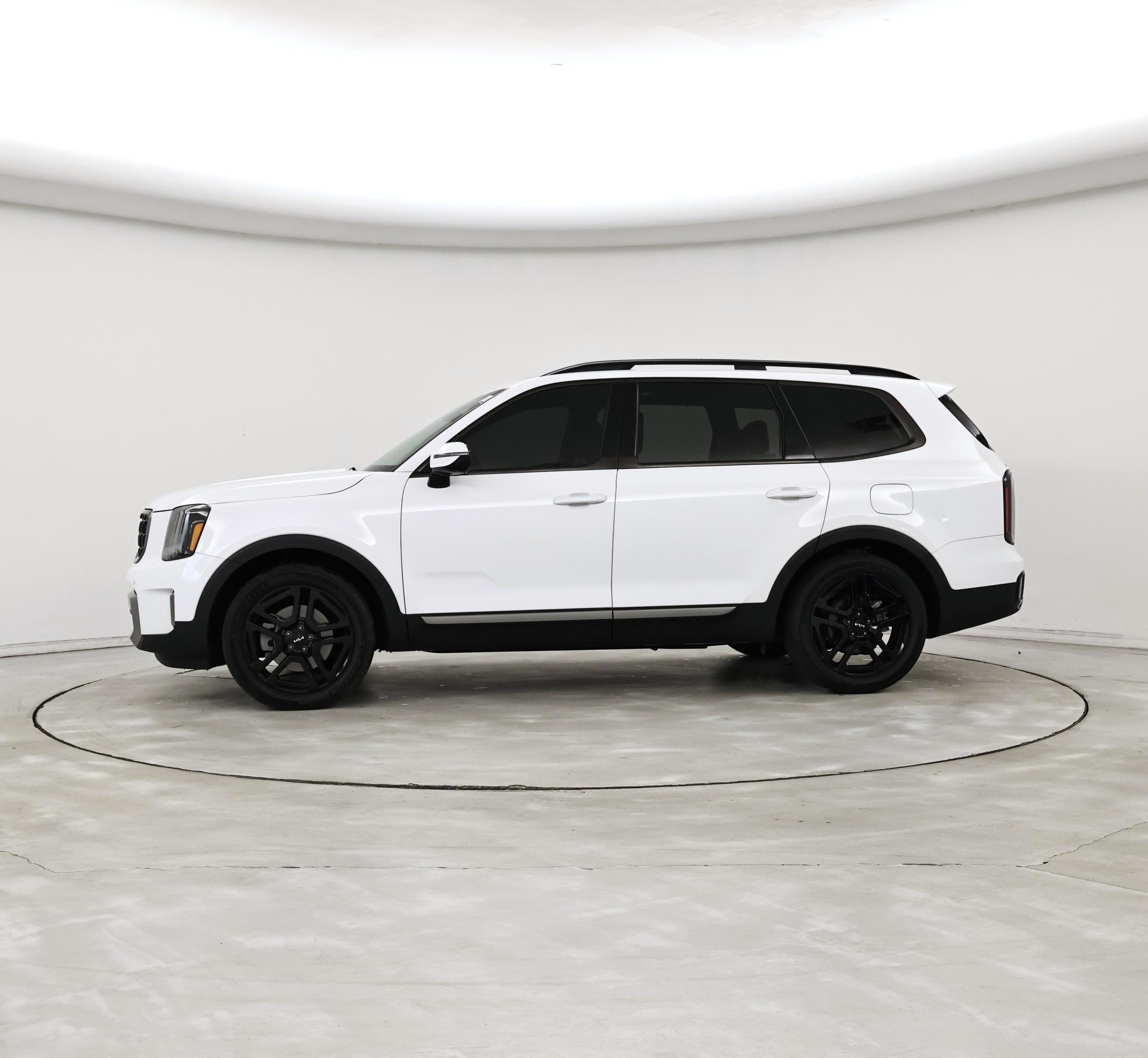 Thumbnail: 2023 Kia Telluride - 3