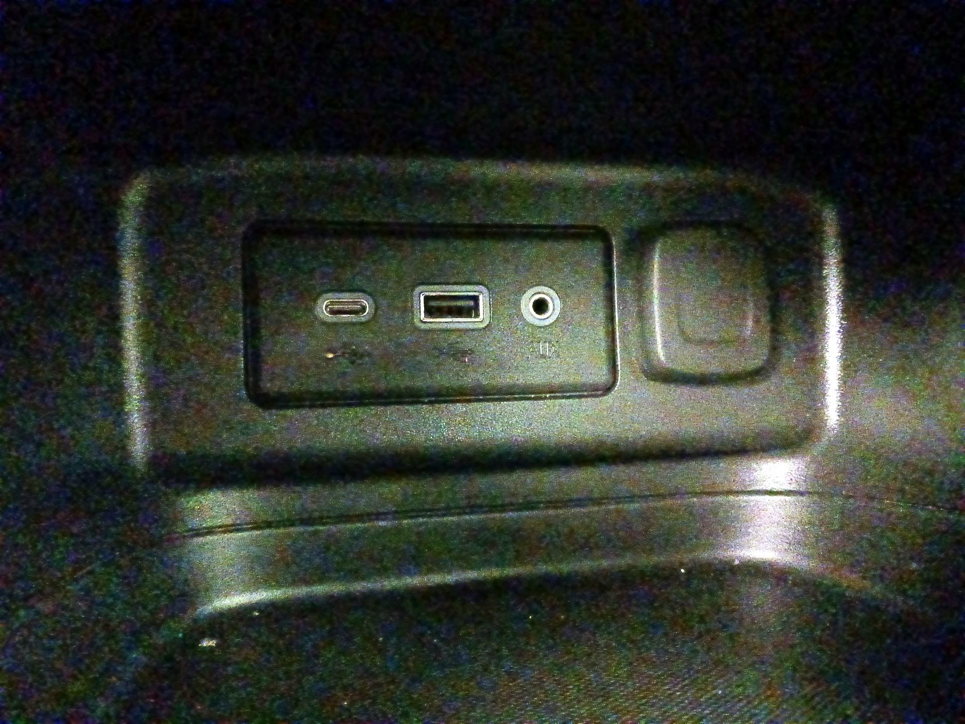 Thumbnail: 2020 Chevrolet Equinox - 18