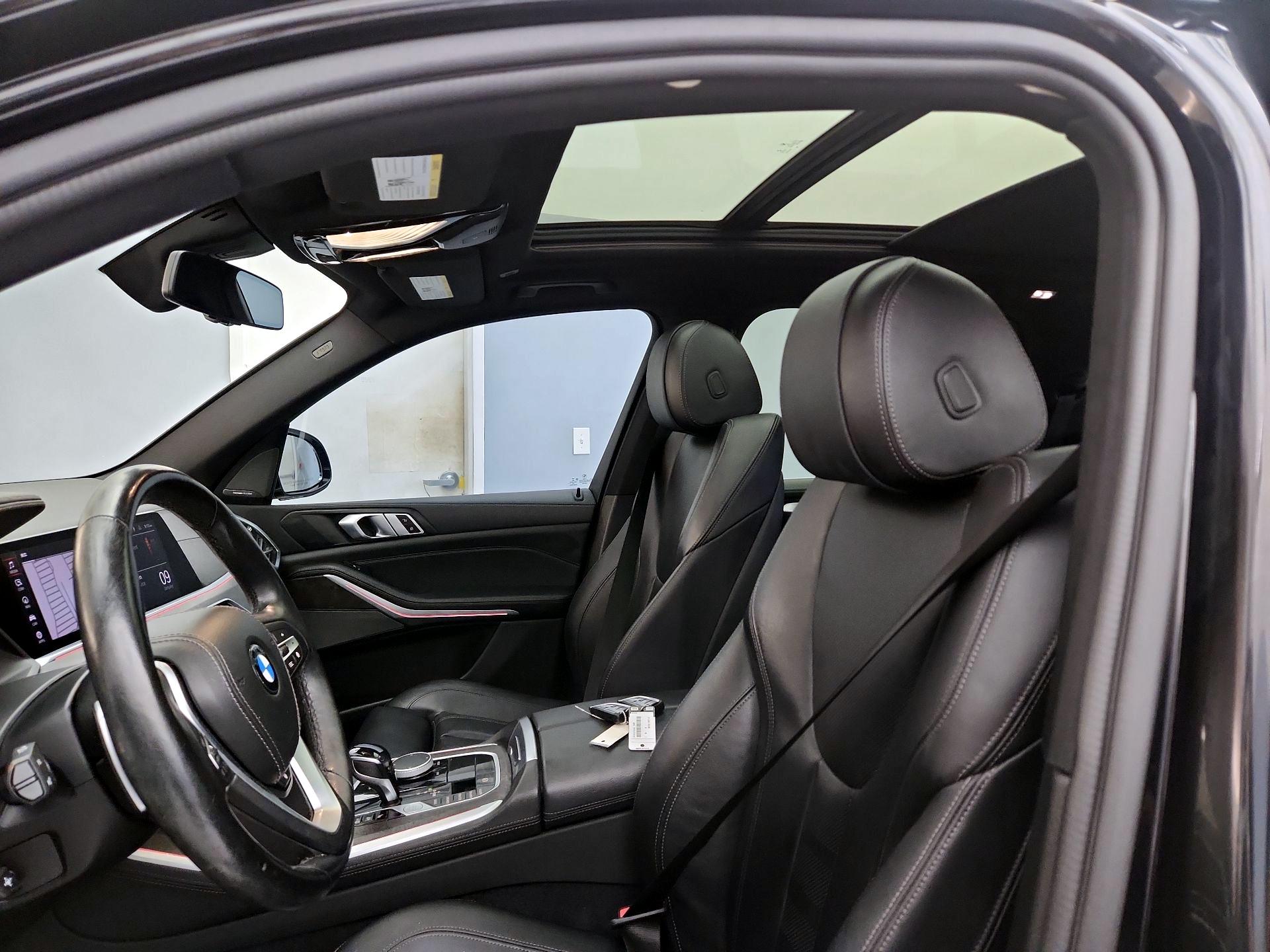 Thumbnail: 2021 BMW X5 - 20