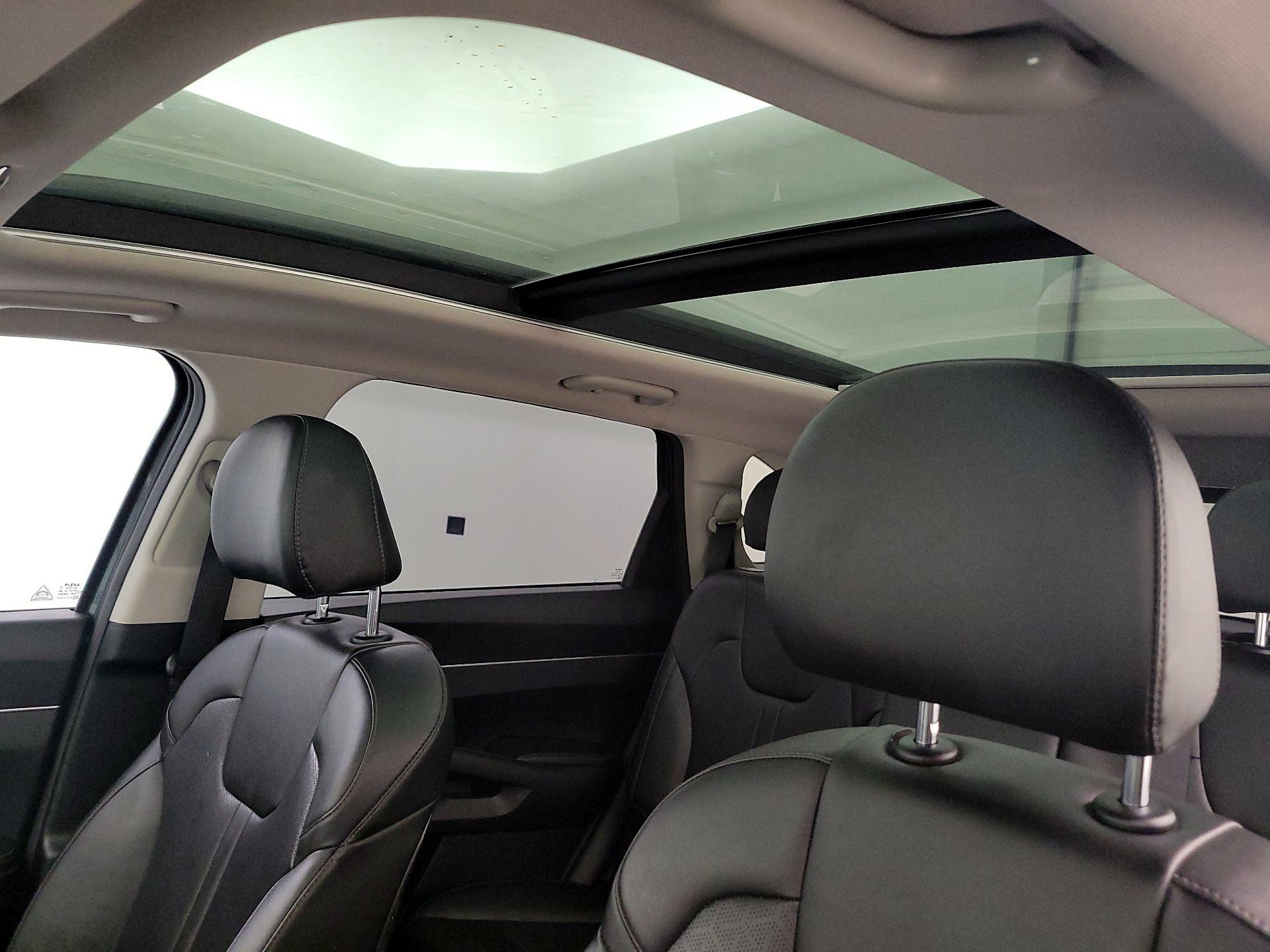 Thumbnail: 2022 Kia Sorento - 20