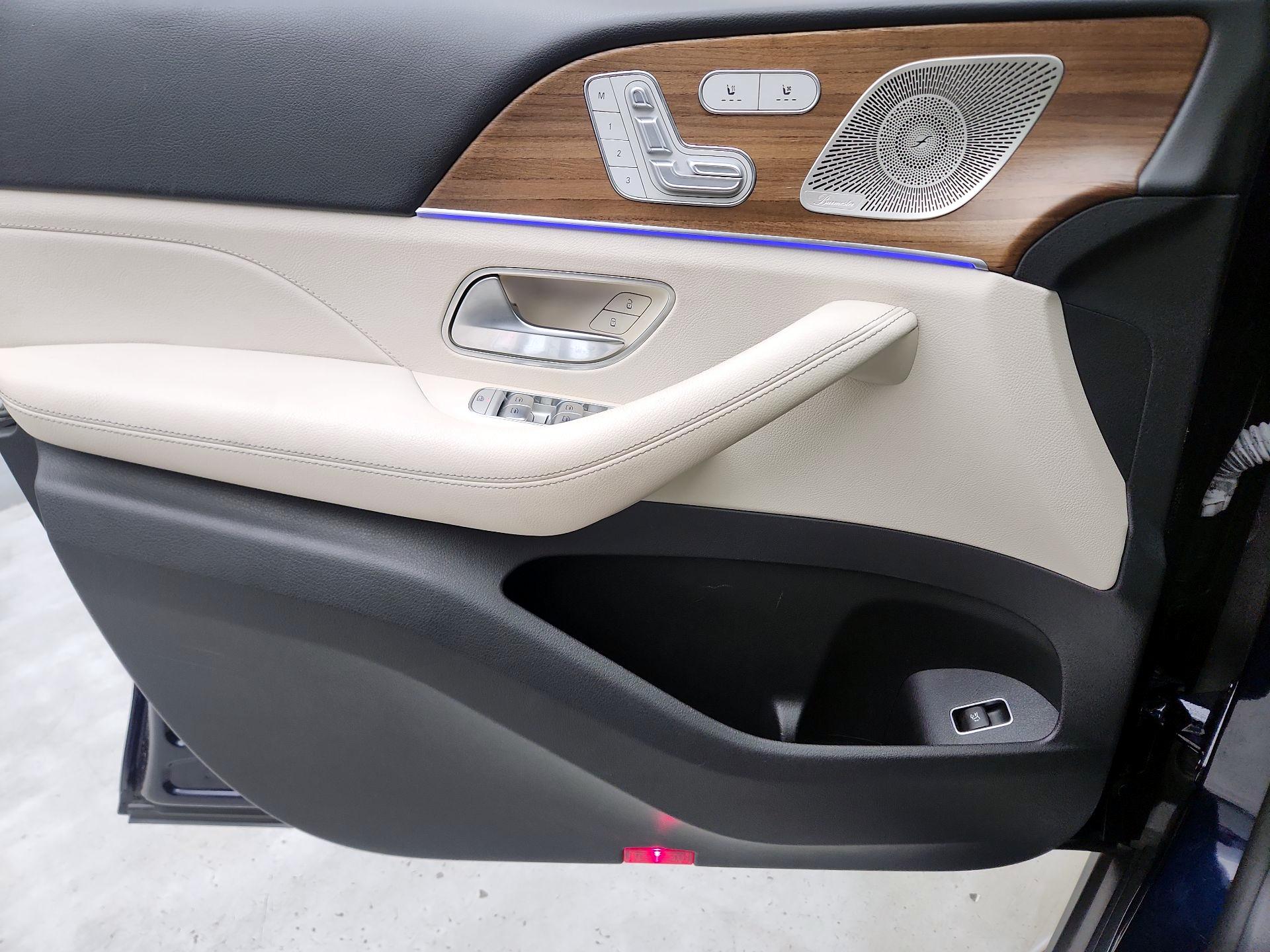 Thumbnail: 2022 Mercedes-Benz GLE - 12