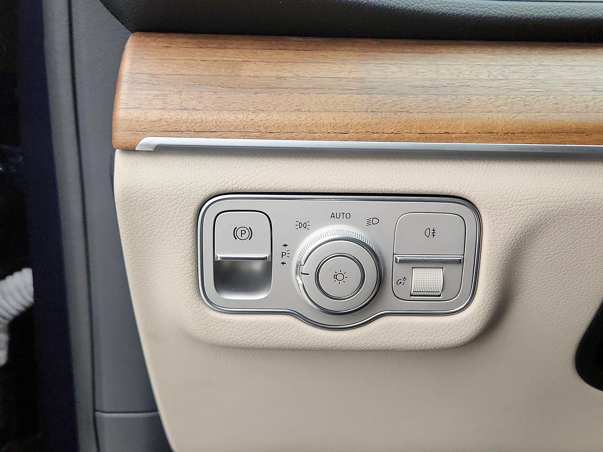 Thumbnail: 2022 Mercedes-Benz GLE - 13