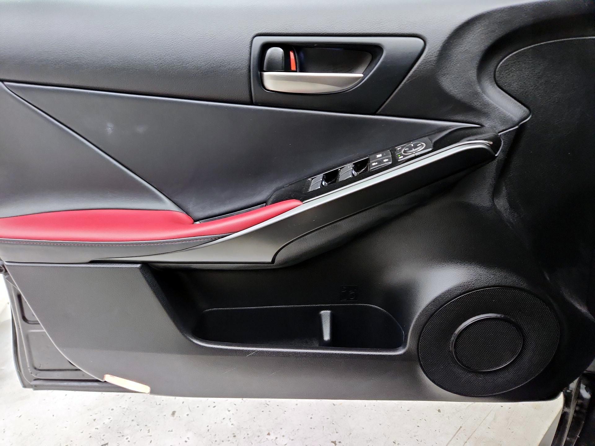 Thumbnail: 2023 Lexus IS - 12