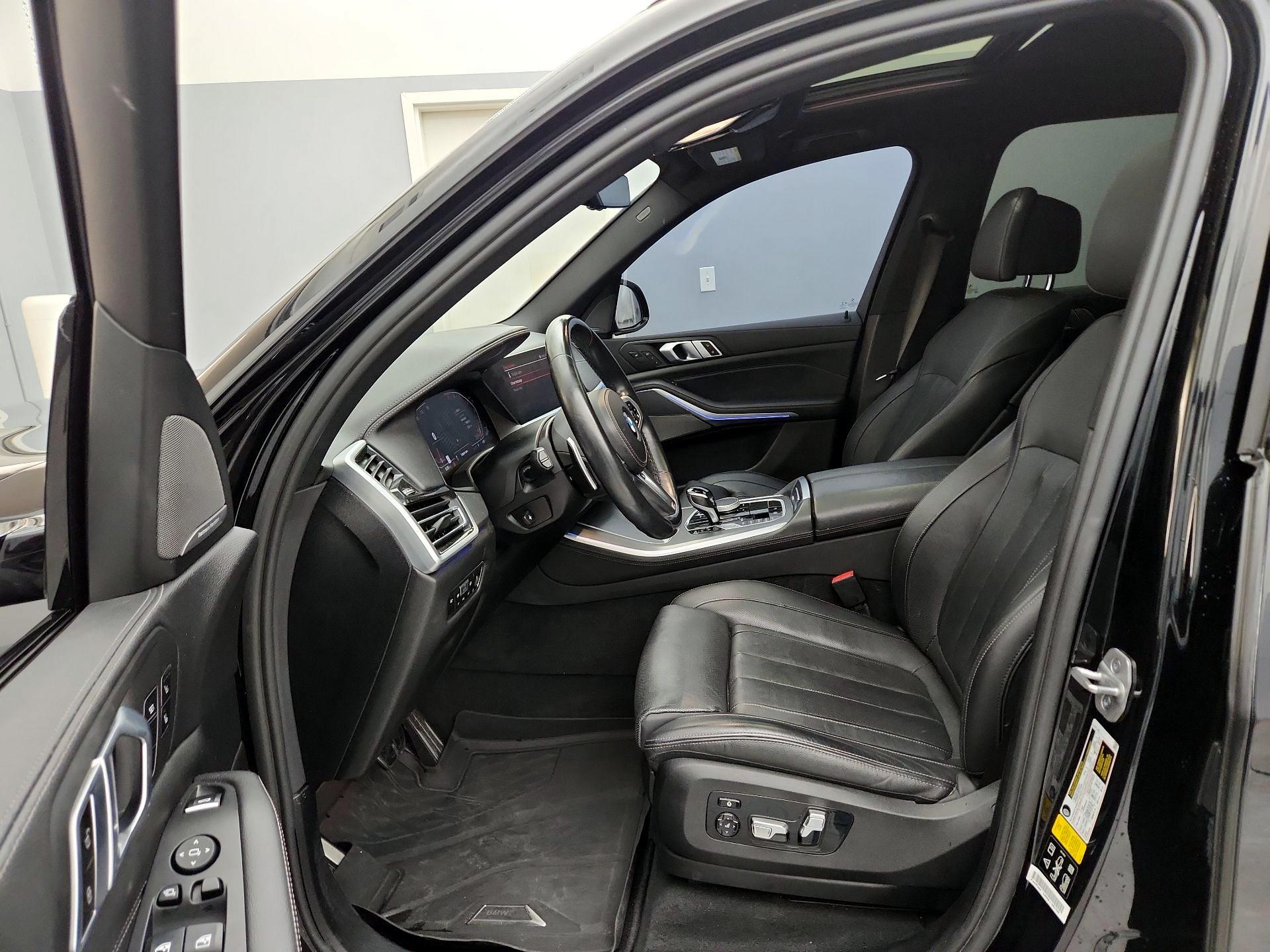 Thumbnail: 2021 BMW X5 - 11