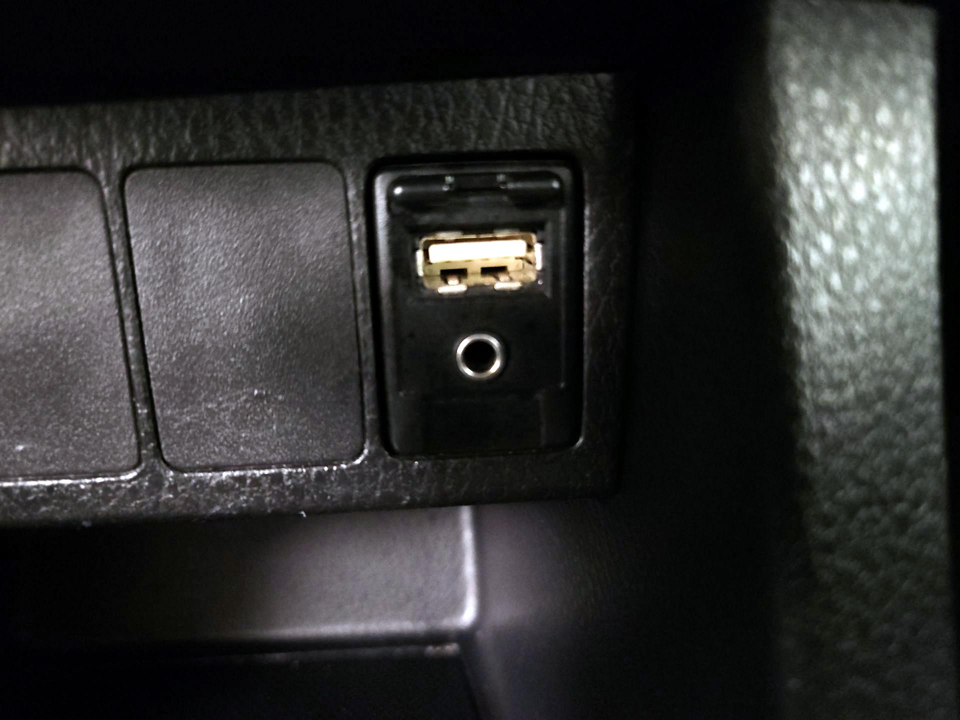 Thumbnail: 2017 Toyota Corolla - 18