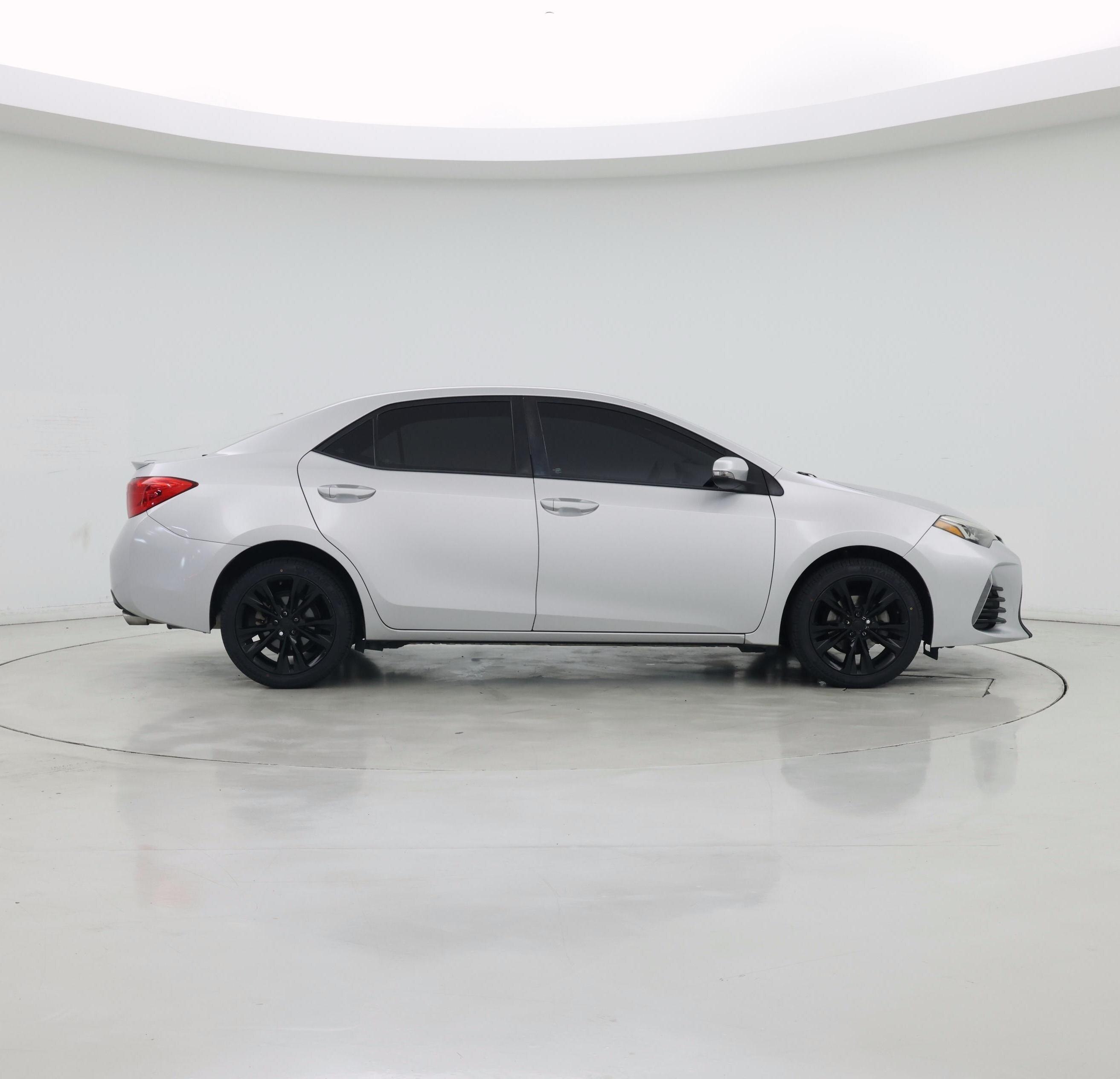 Thumbnail: 2017 Toyota Corolla - 7