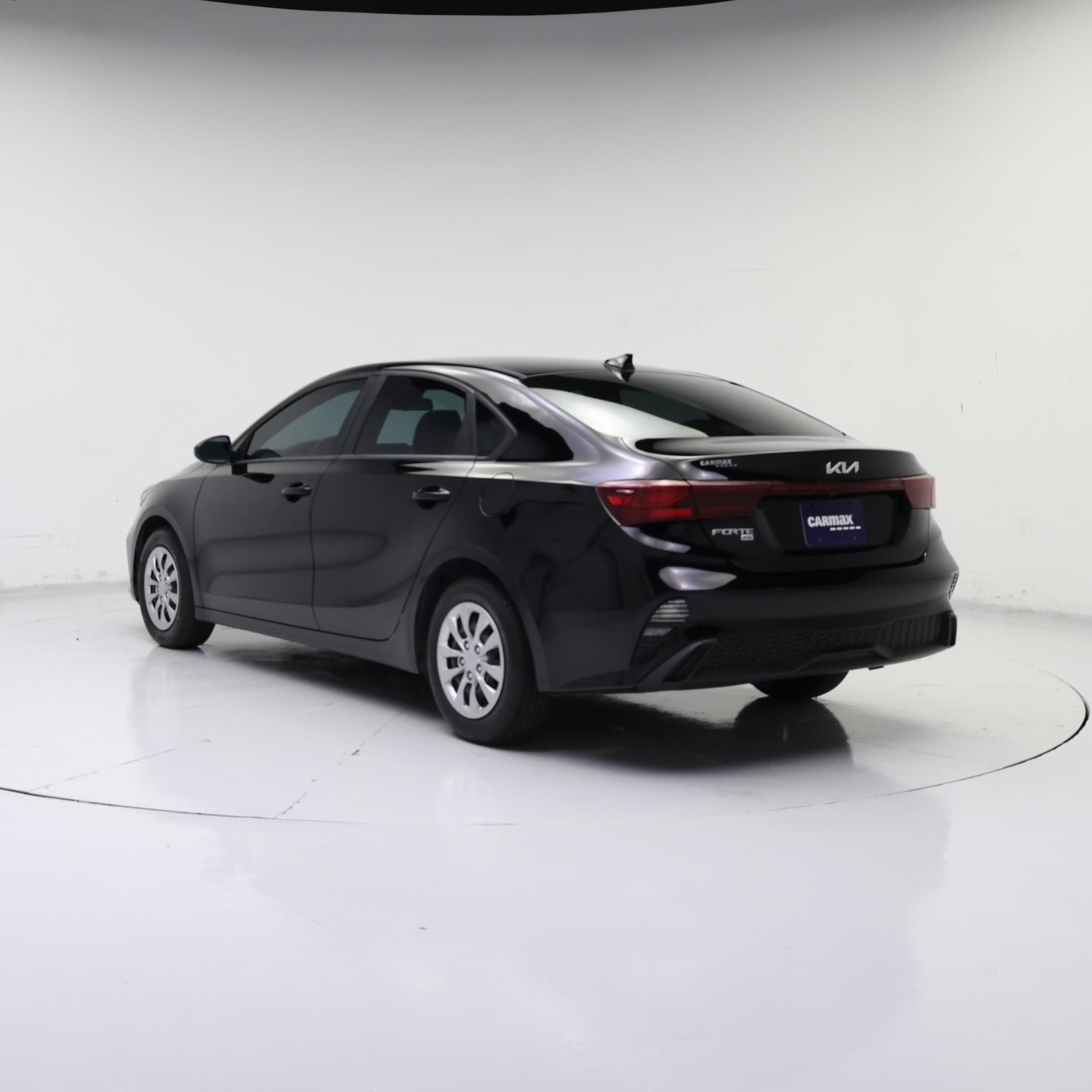 Thumbnail: 2023 Kia Forte - 2