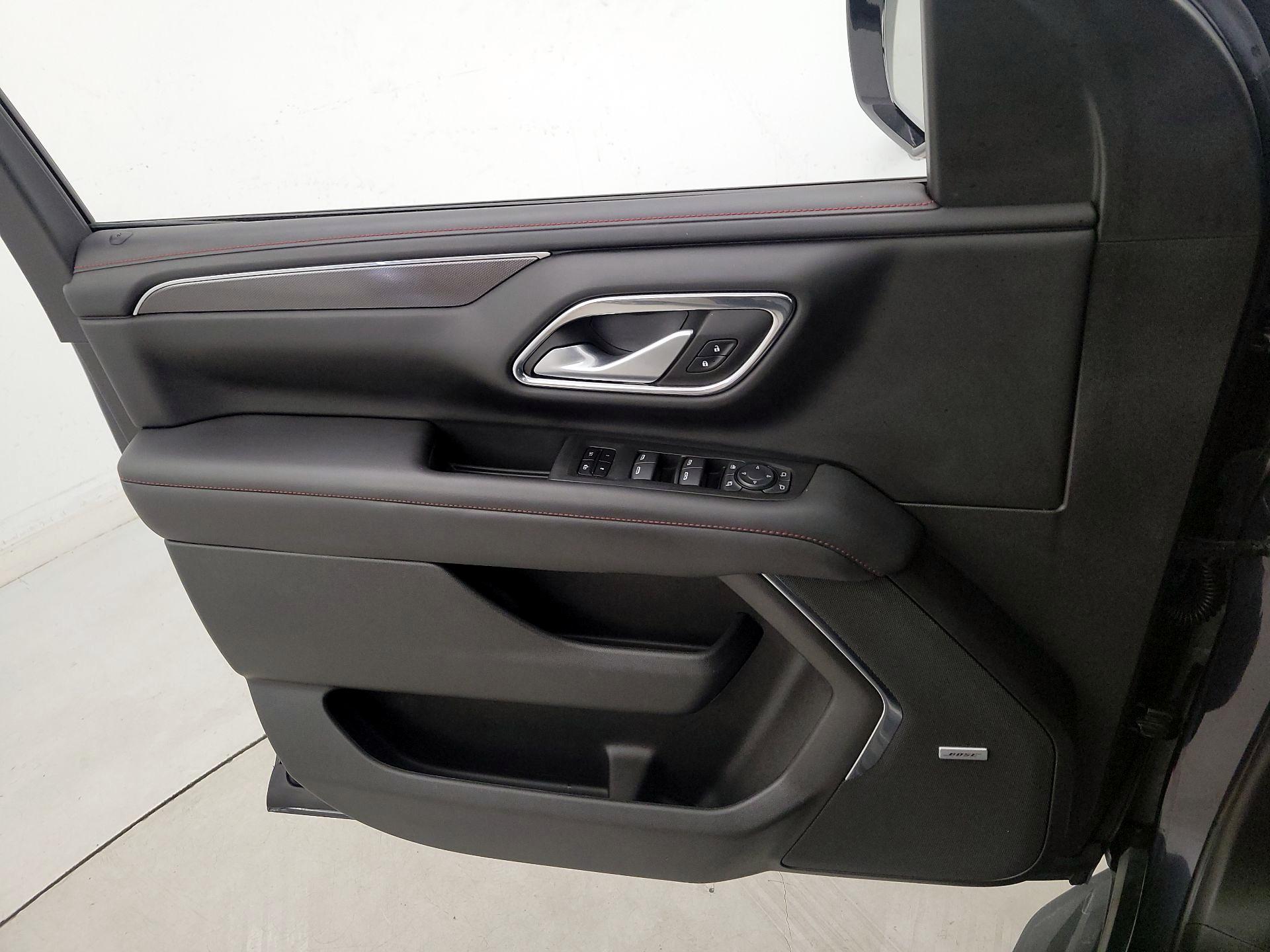 Thumbnail: 2022 Chevrolet Tahoe - 12