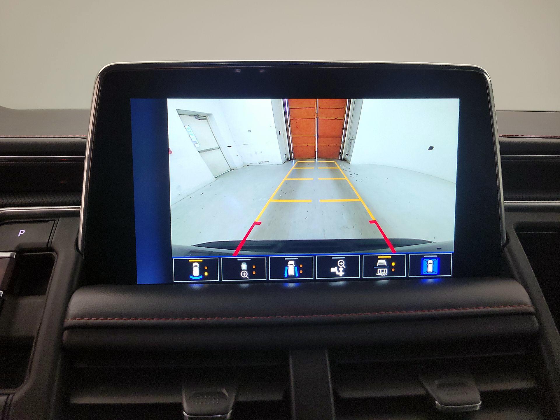 Thumbnail: 2022 Chevrolet Tahoe - 15