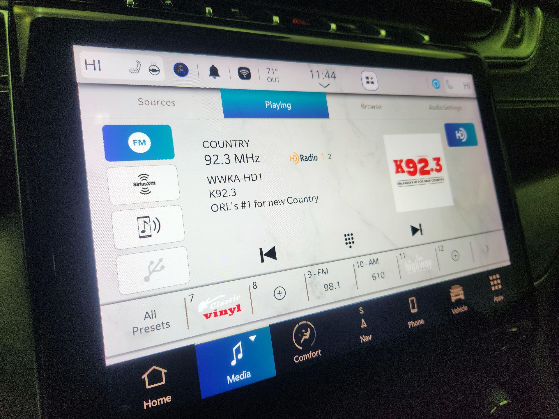 Thumbnail: 2023 Jeep Grand Cherokee - 16