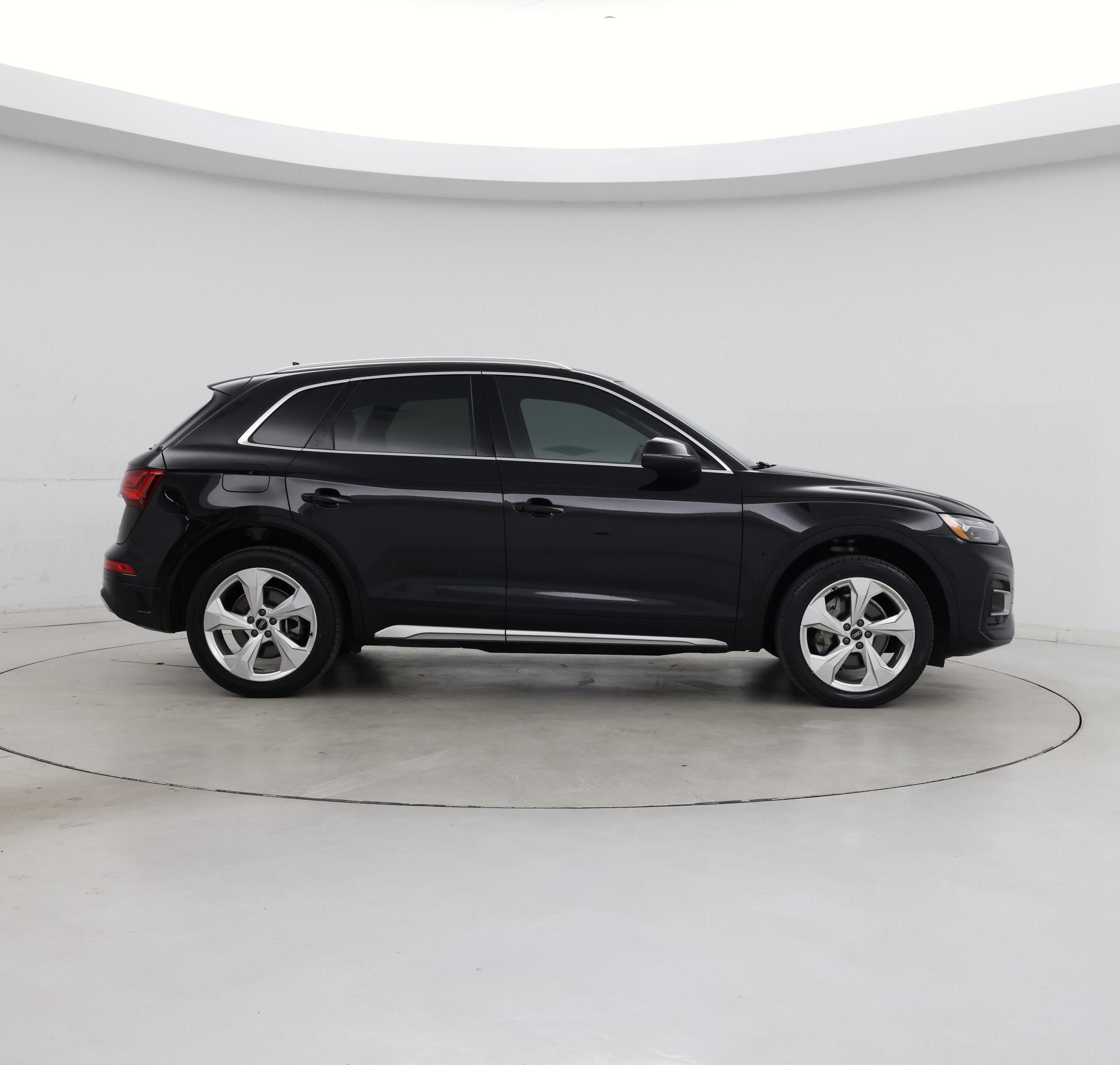Thumbnail: 2021 Audi Q5 - 7